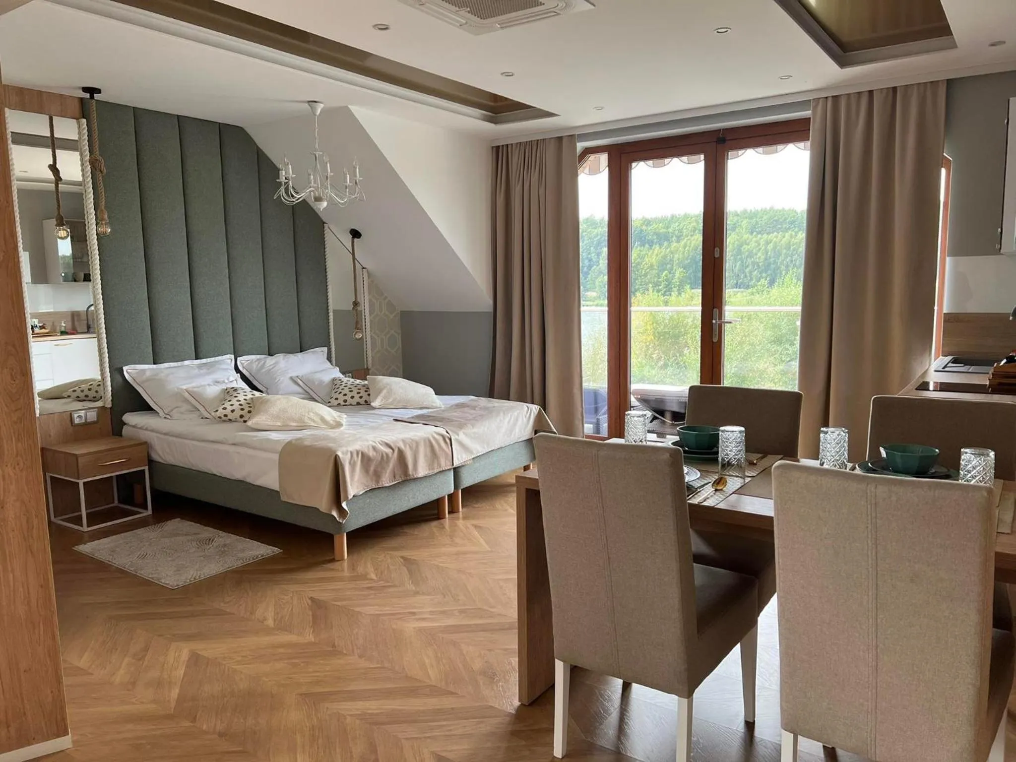 Bed in Hotel Kormoran Resort & SPA