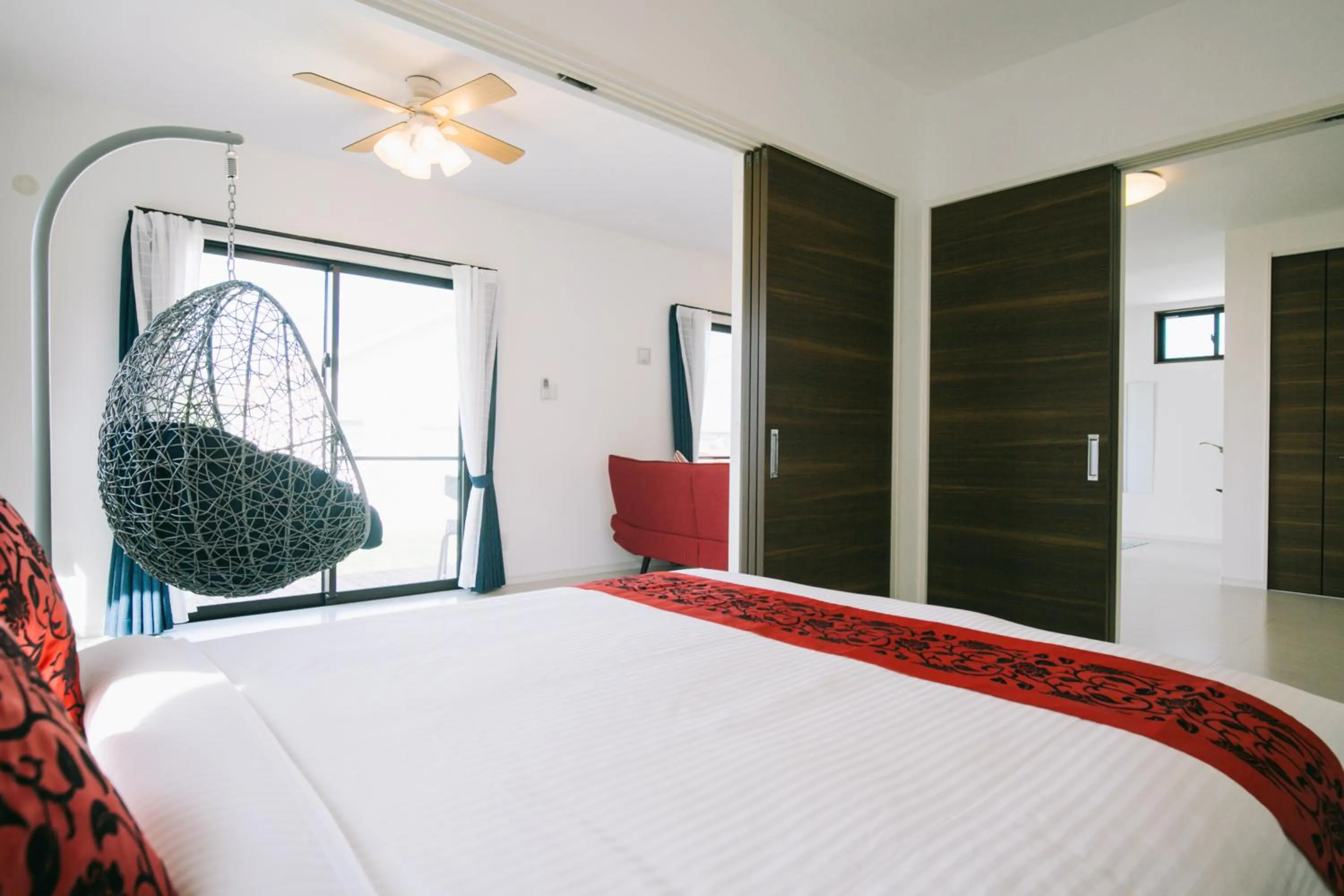 Photo of the whole room, Bed in United Resort Sarabeth