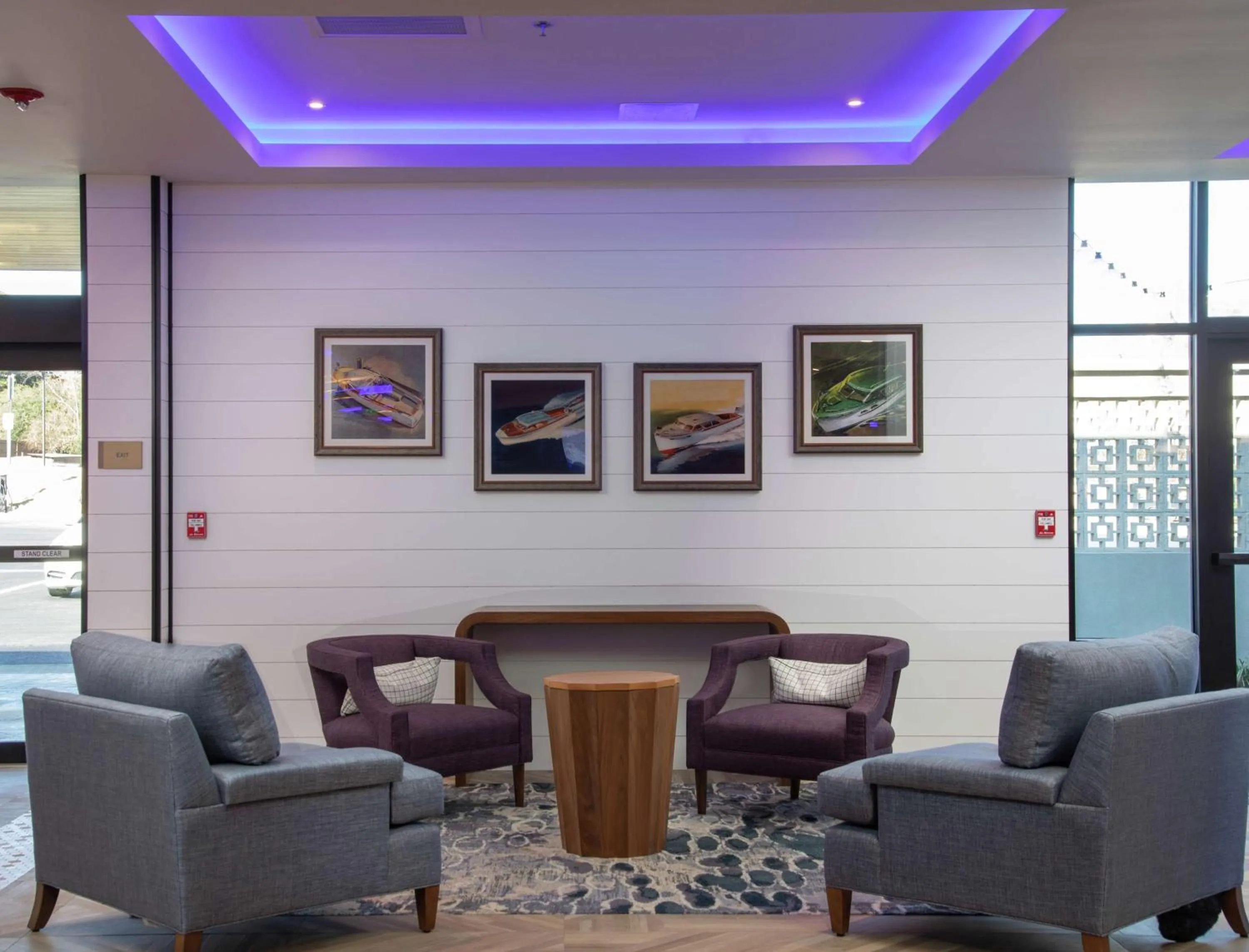 Lobby or reception in DoubleTree by Hilton Hot Springs