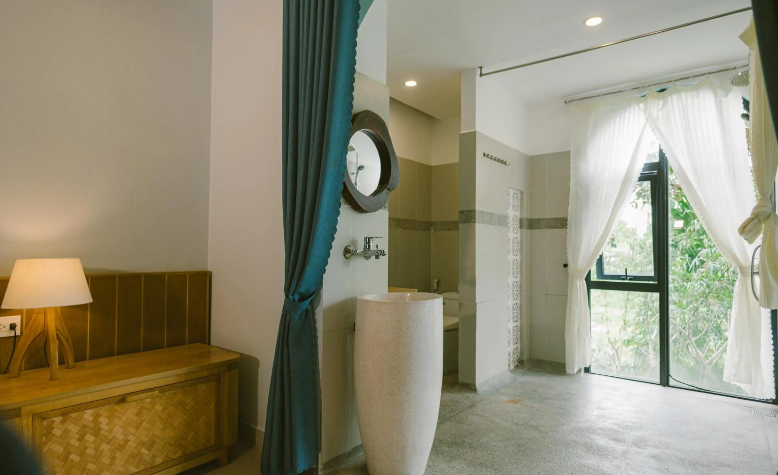 Shower in Villa De Campagne Hoi An- Boutique homestay with pool and family soul