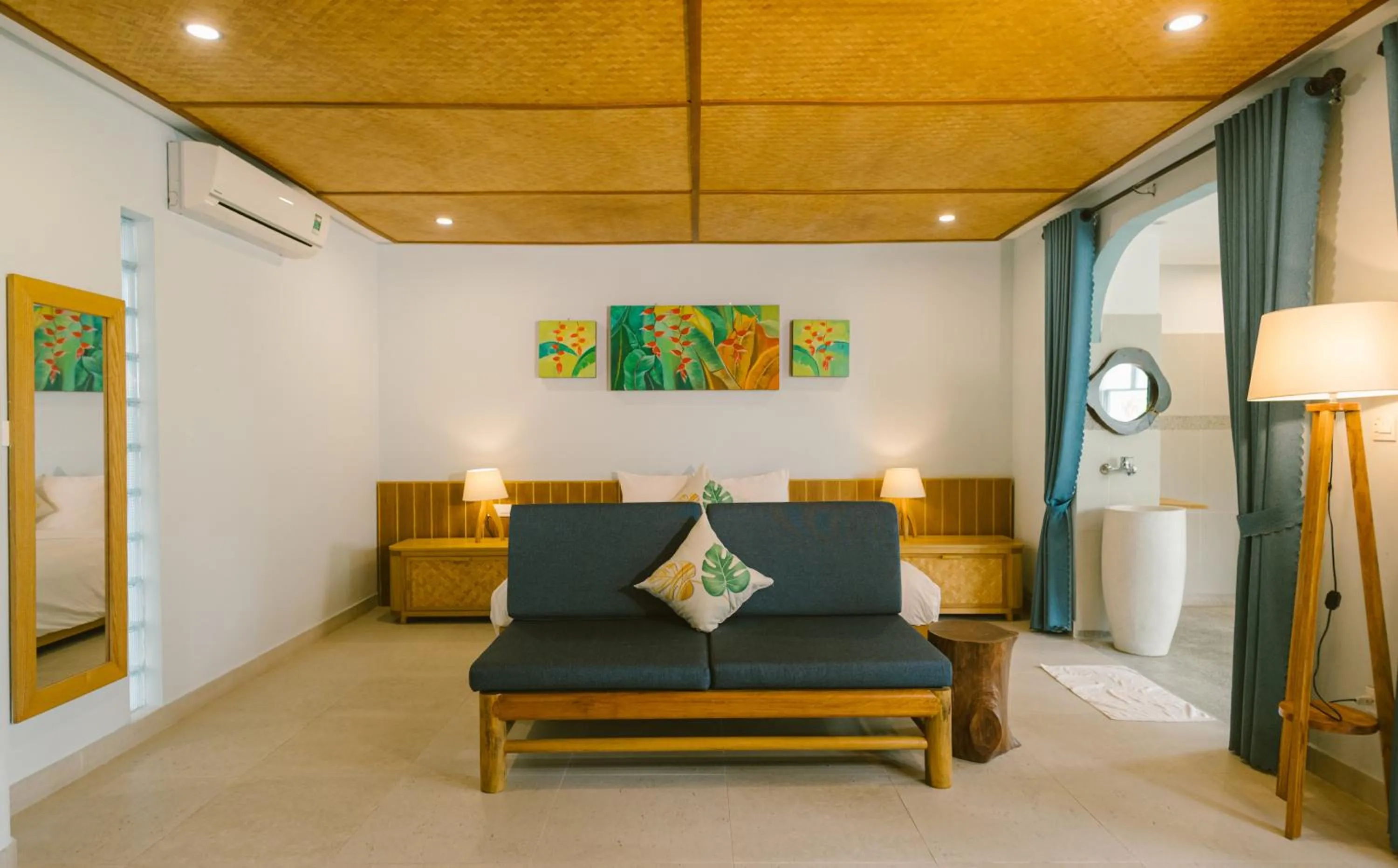 Bedroom in Villa De Campagne Hoi An- Boutique homestay with pool and family soul