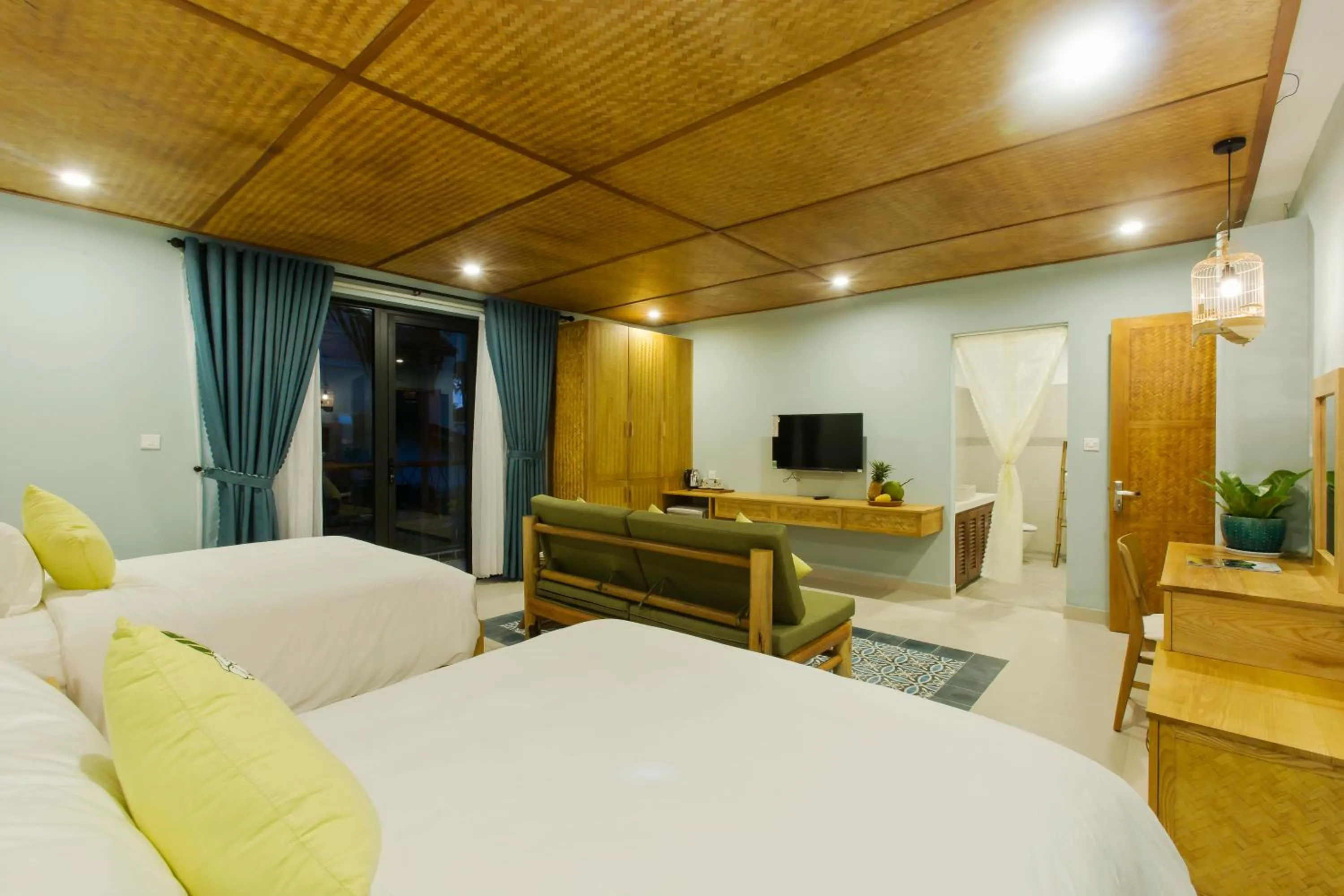 Bed in Villa De Campagne Hoi An- Boutique homestay with pool and family soul