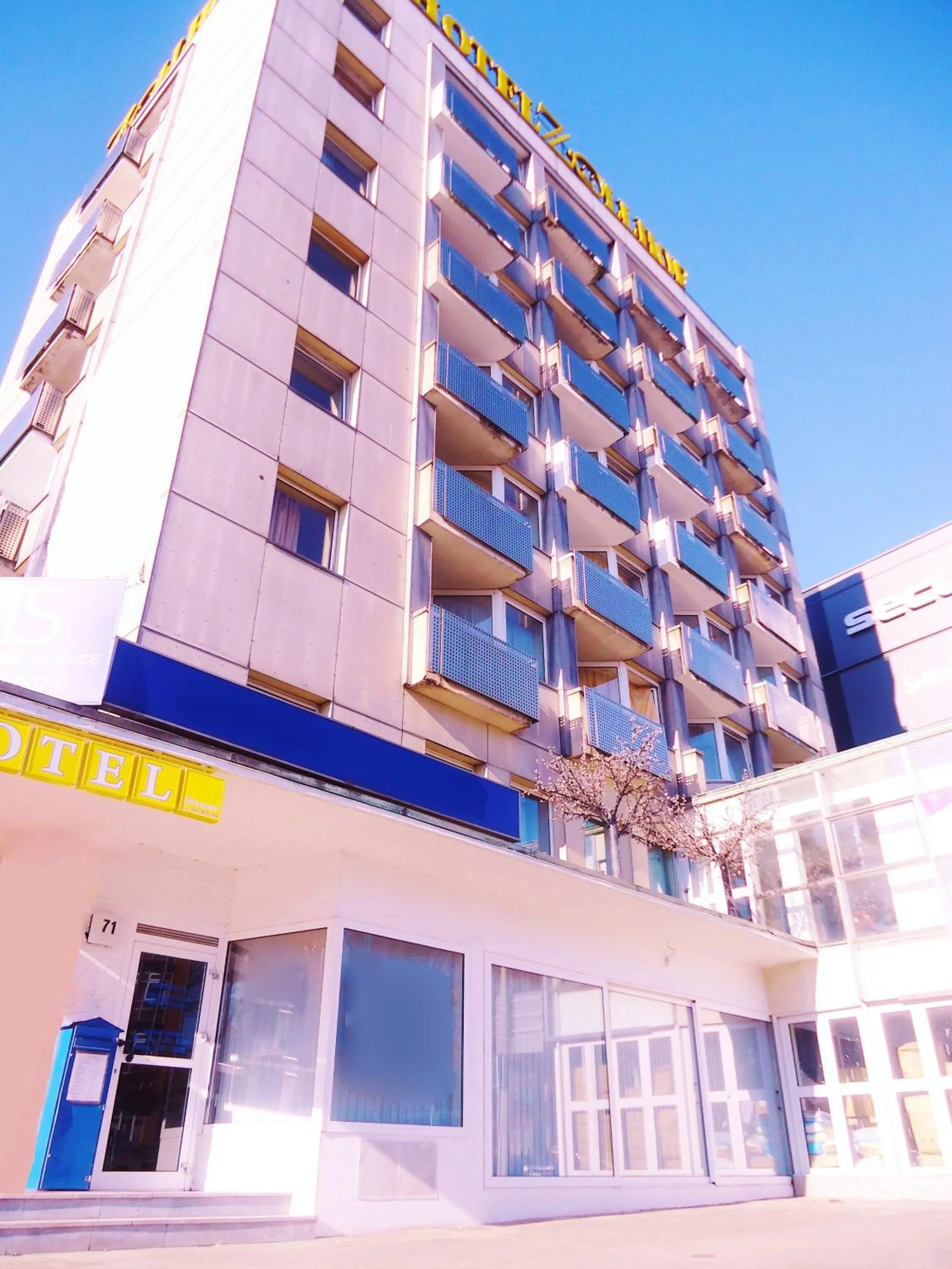 Property building in Hotel Zollhof Wandsbek Markt