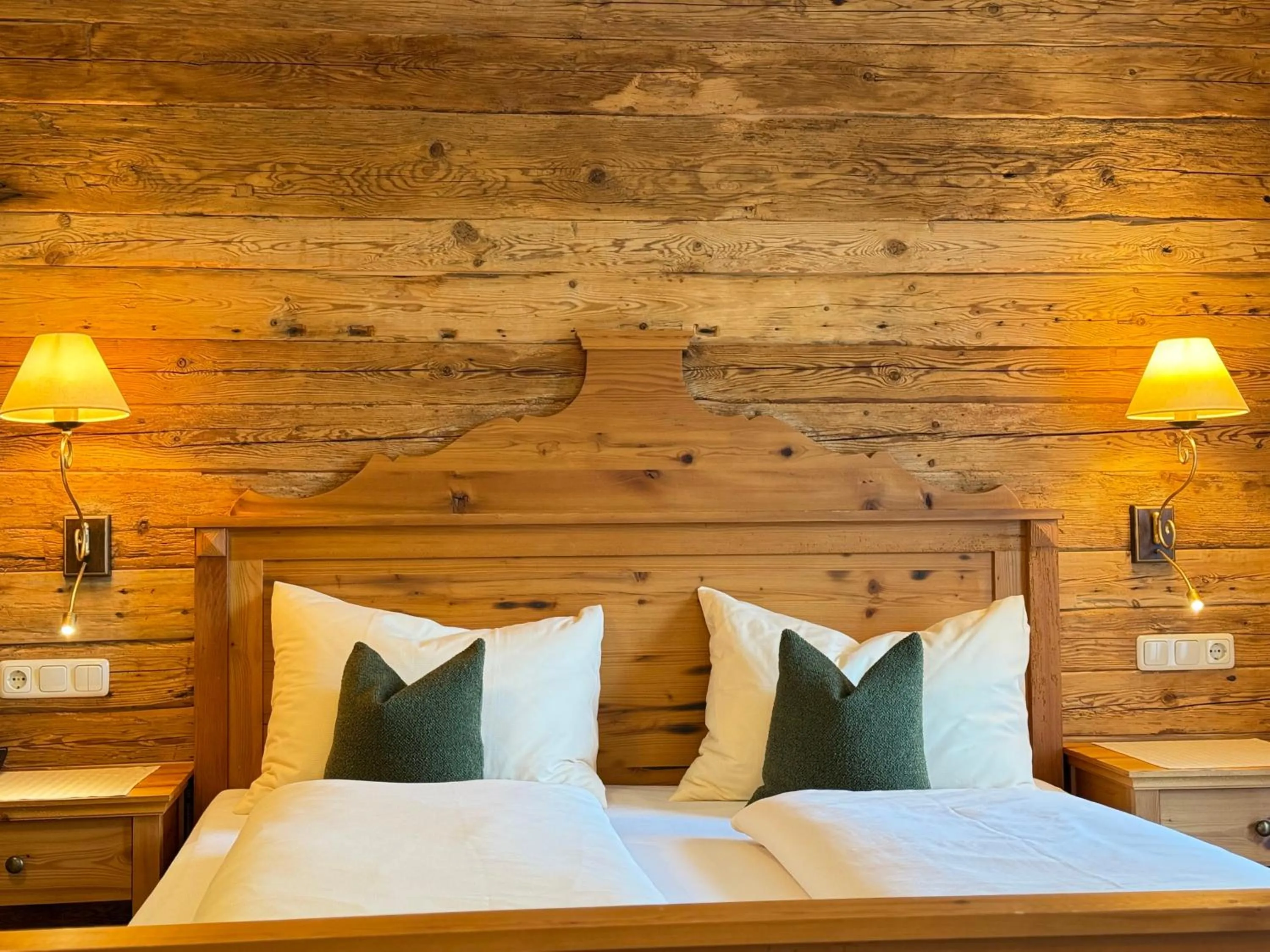 Bed in Hotel Neuwirt