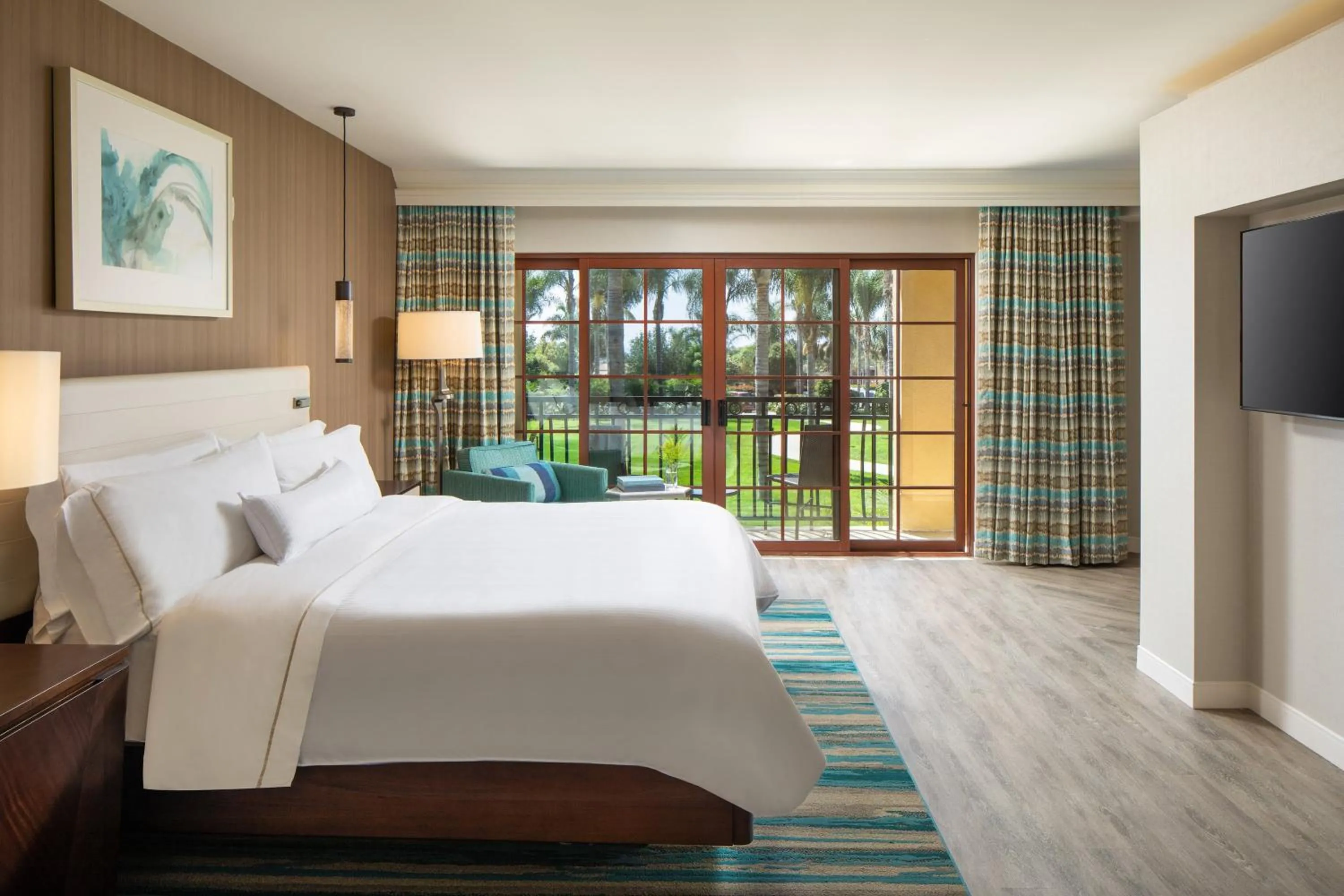 Photo of the whole room, Bed in The Westin Carlsbad Resort & Spa