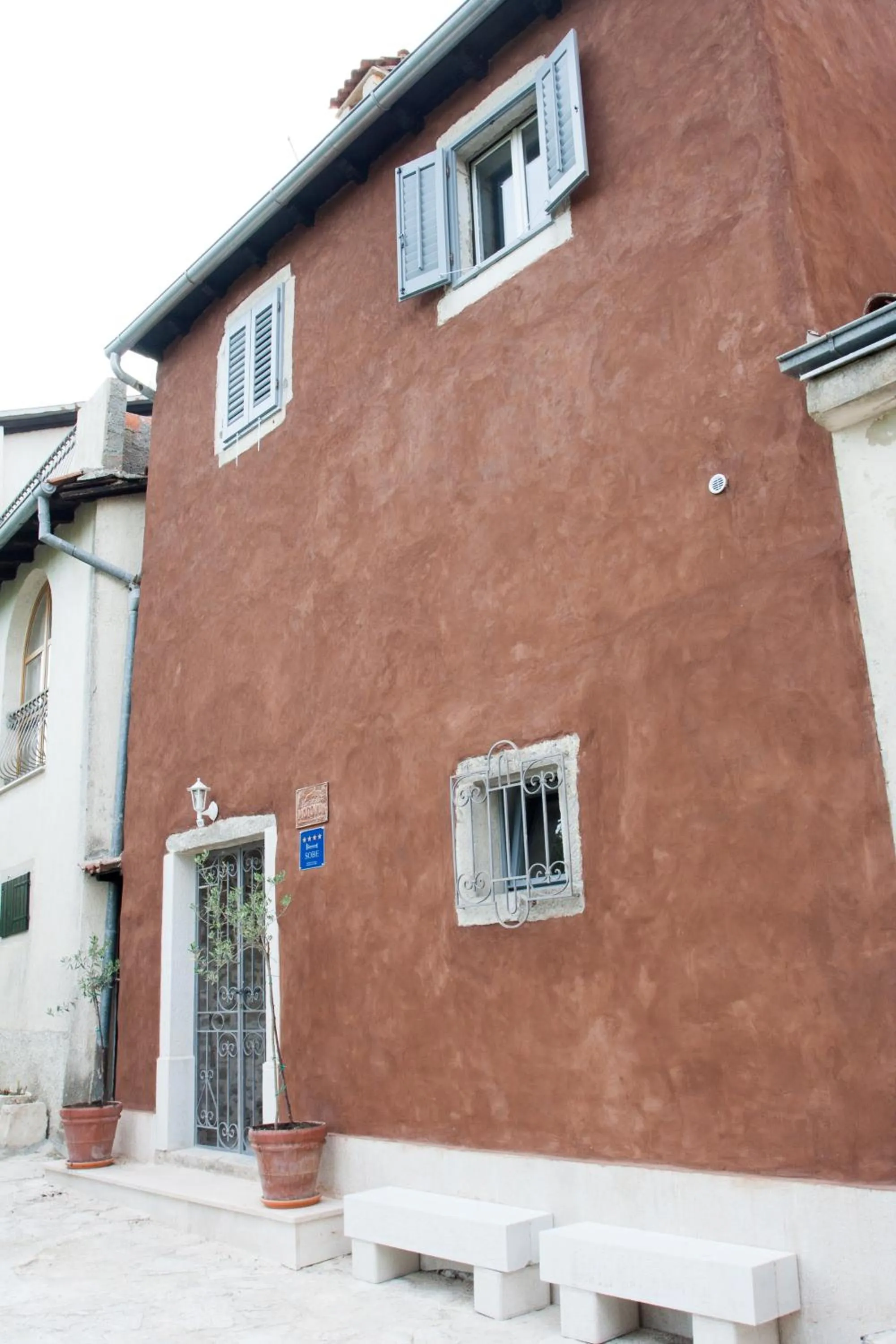 Facade/entrance in Houses of Motovun