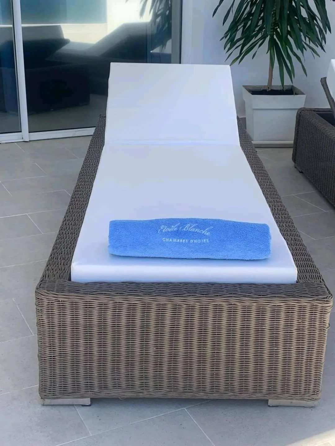 Bed in Etoile Blanche