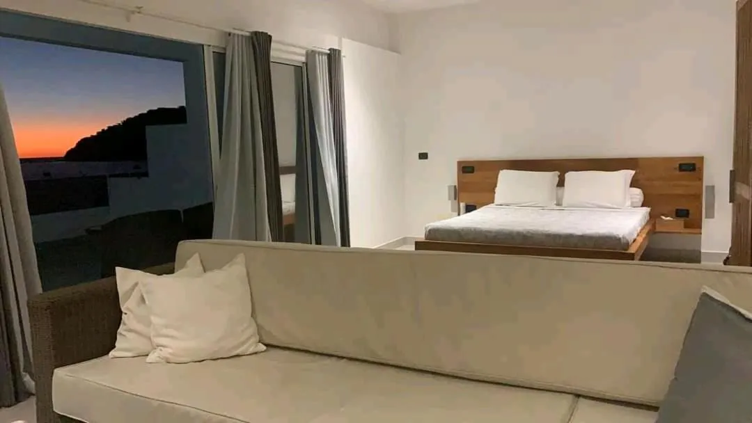 Bed in Etoile Blanche