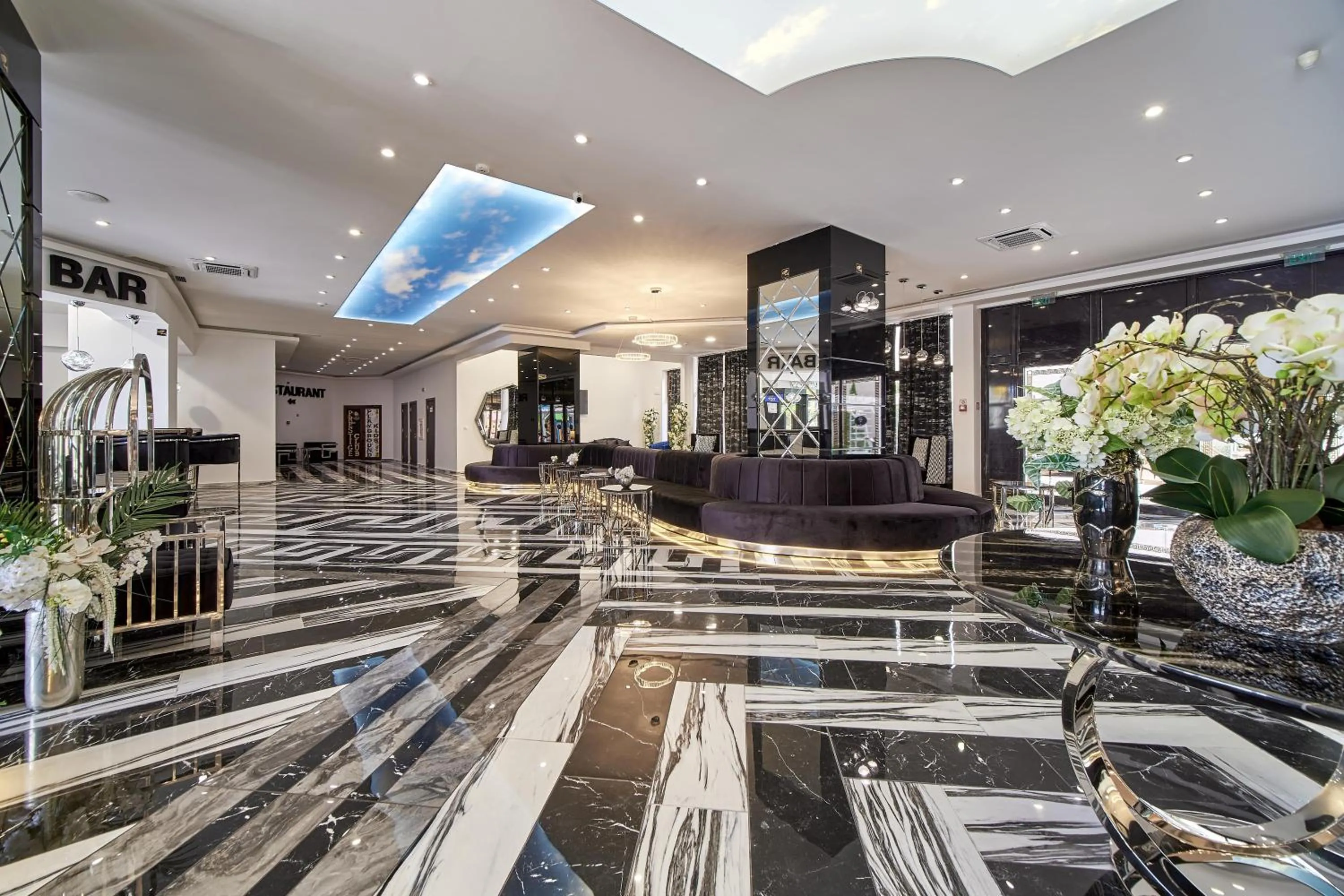 Lobby or reception in Prestige Hotel and Aquapark - All inclusive