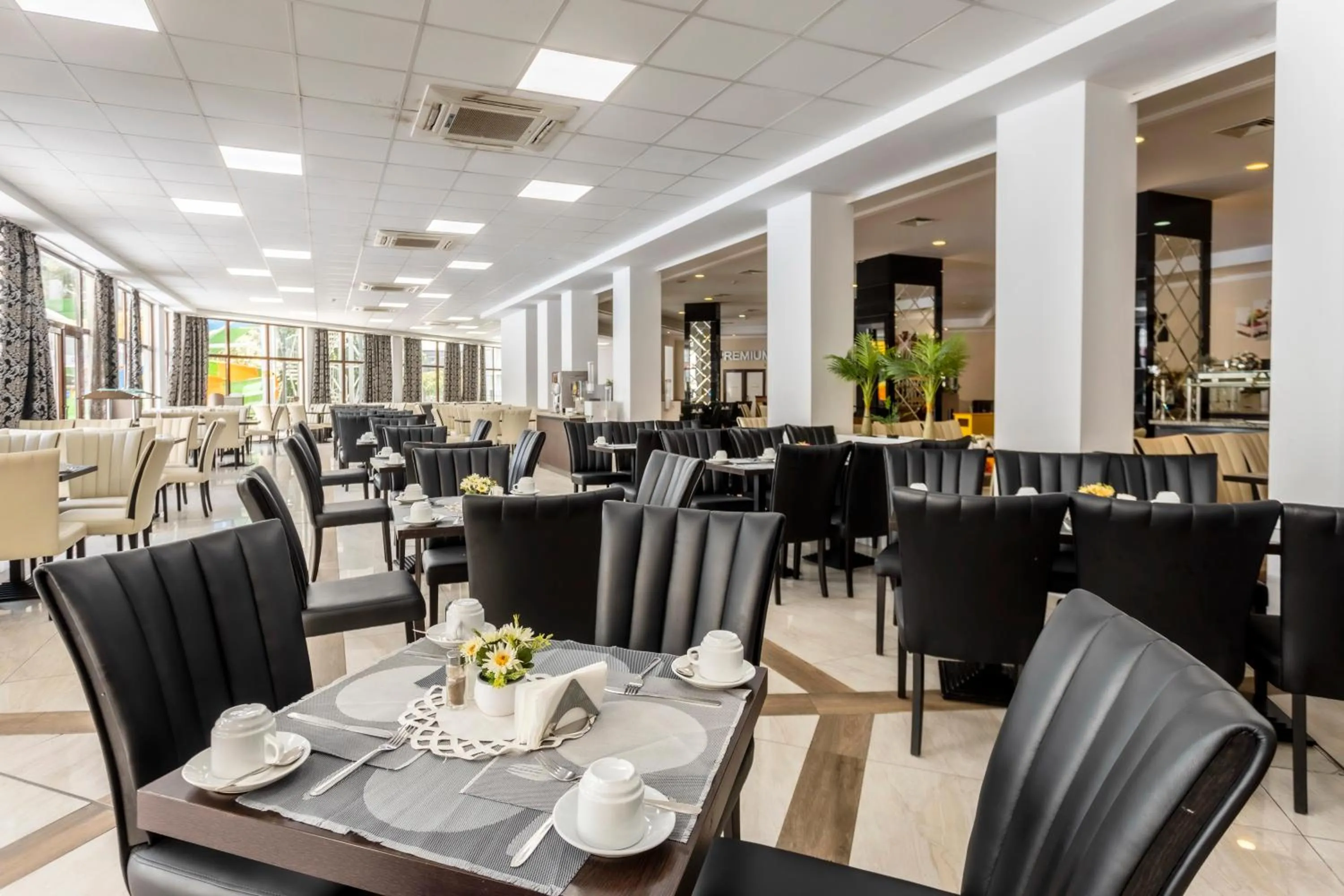 Restaurant/places to eat in Prestige Hotel and Aquapark - All inclusive