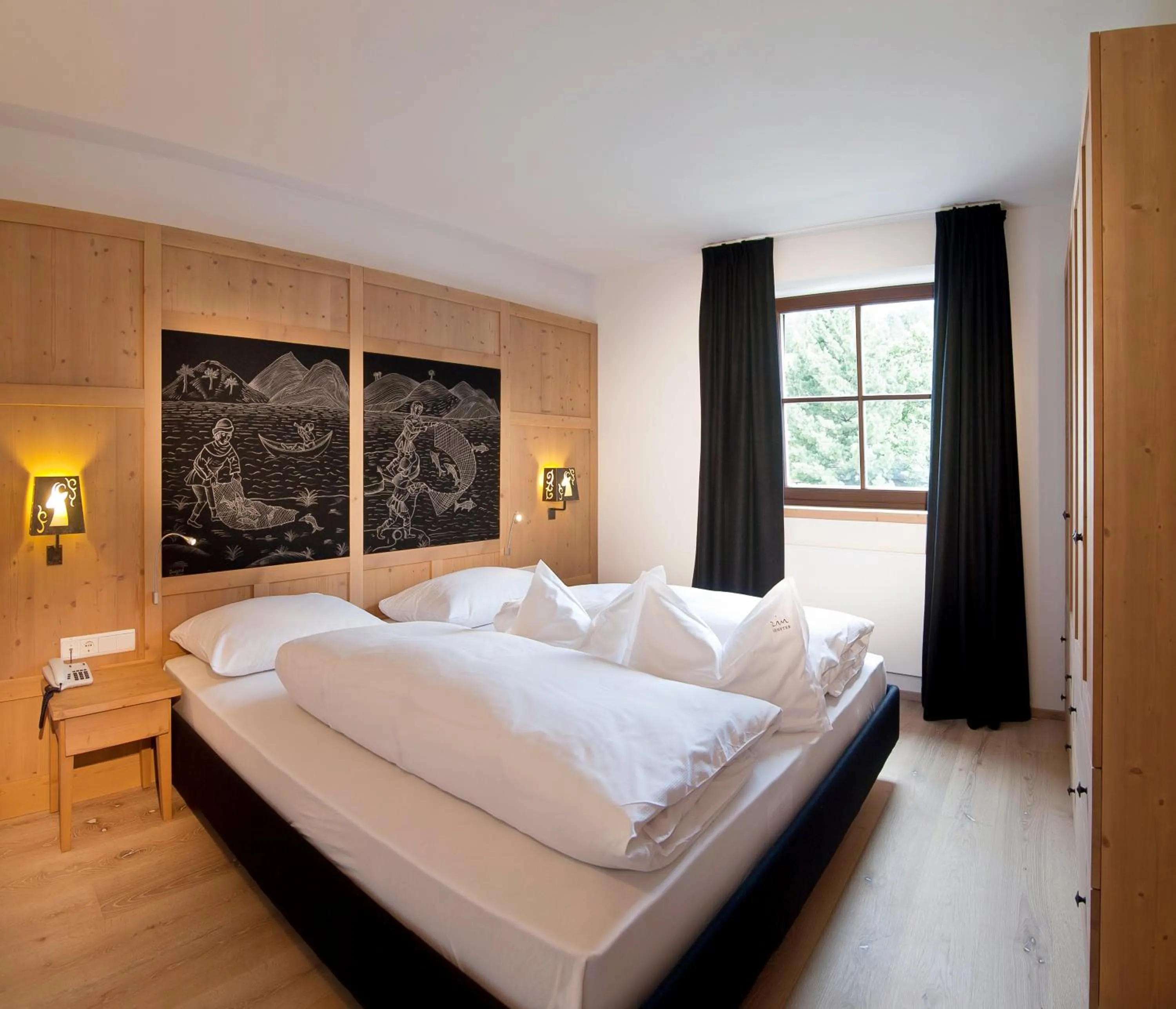 Bed in Zin Senfter Residence