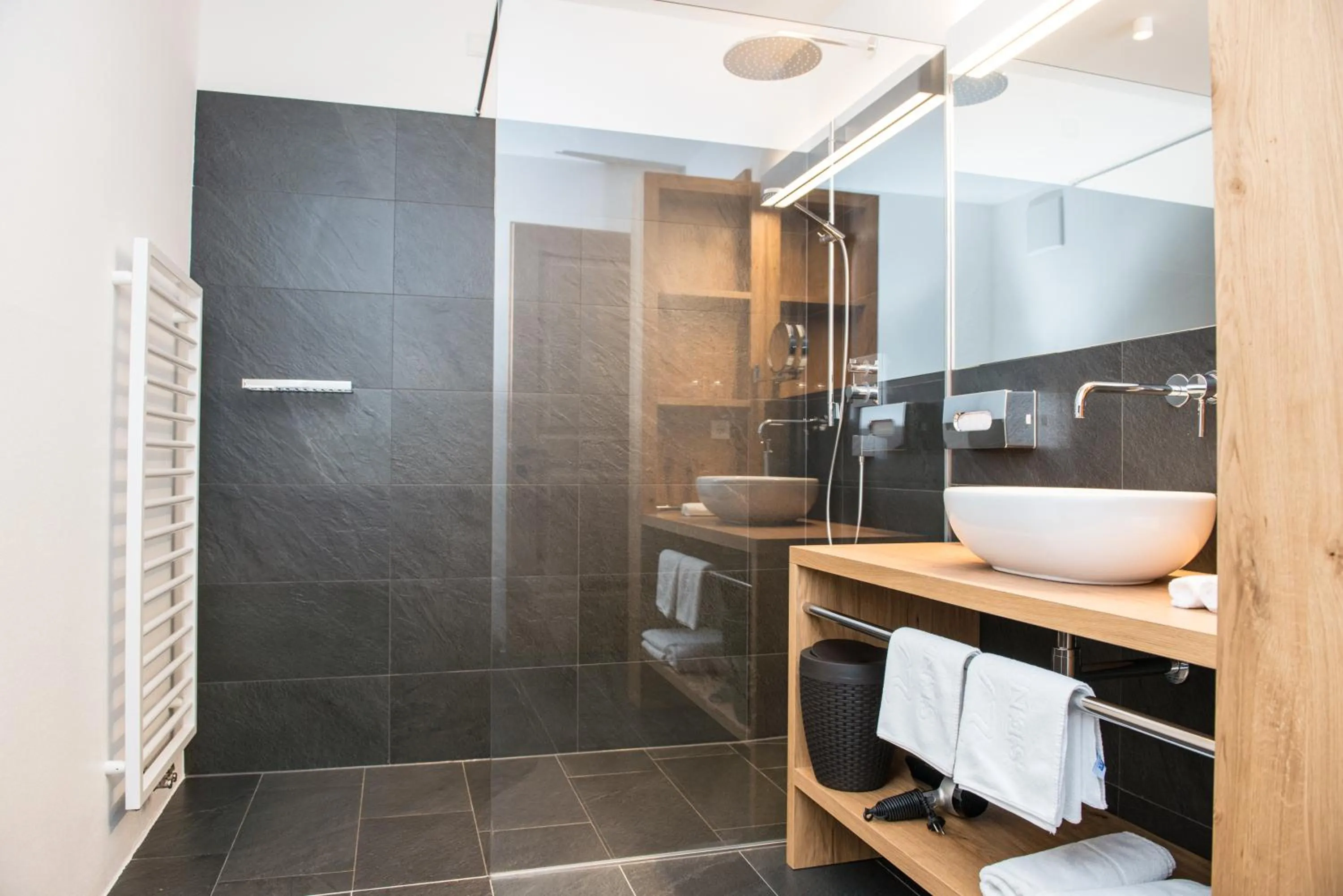 Bathroom in Zin Senfter Residence
