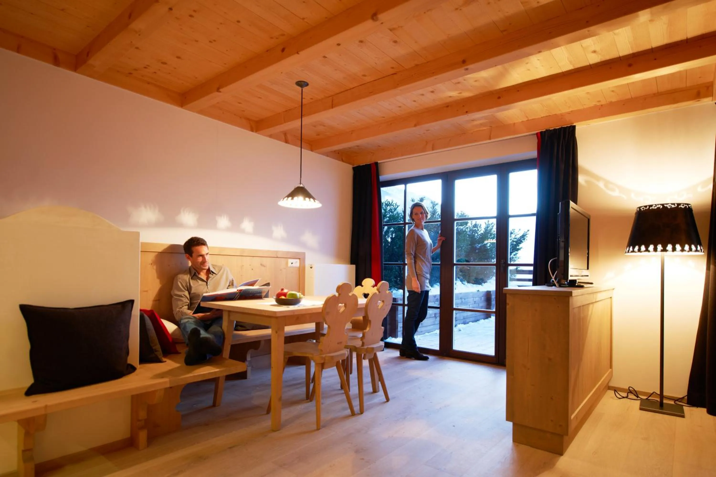 Dining area in Zin Senfter Residence