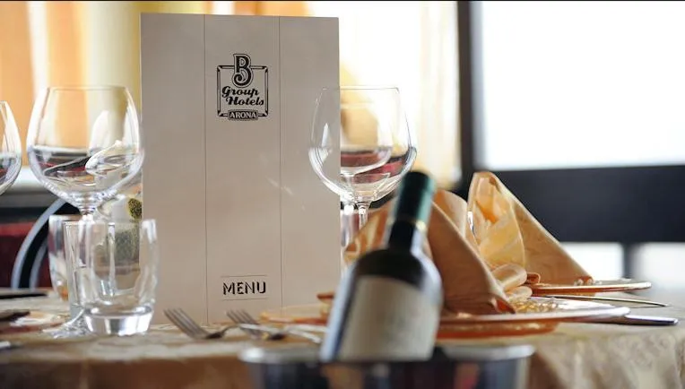 Restaurant/places to eat in Hotel Atlantic