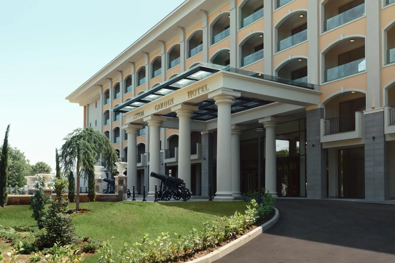 Facade/entrance in Astor Garden Hotel