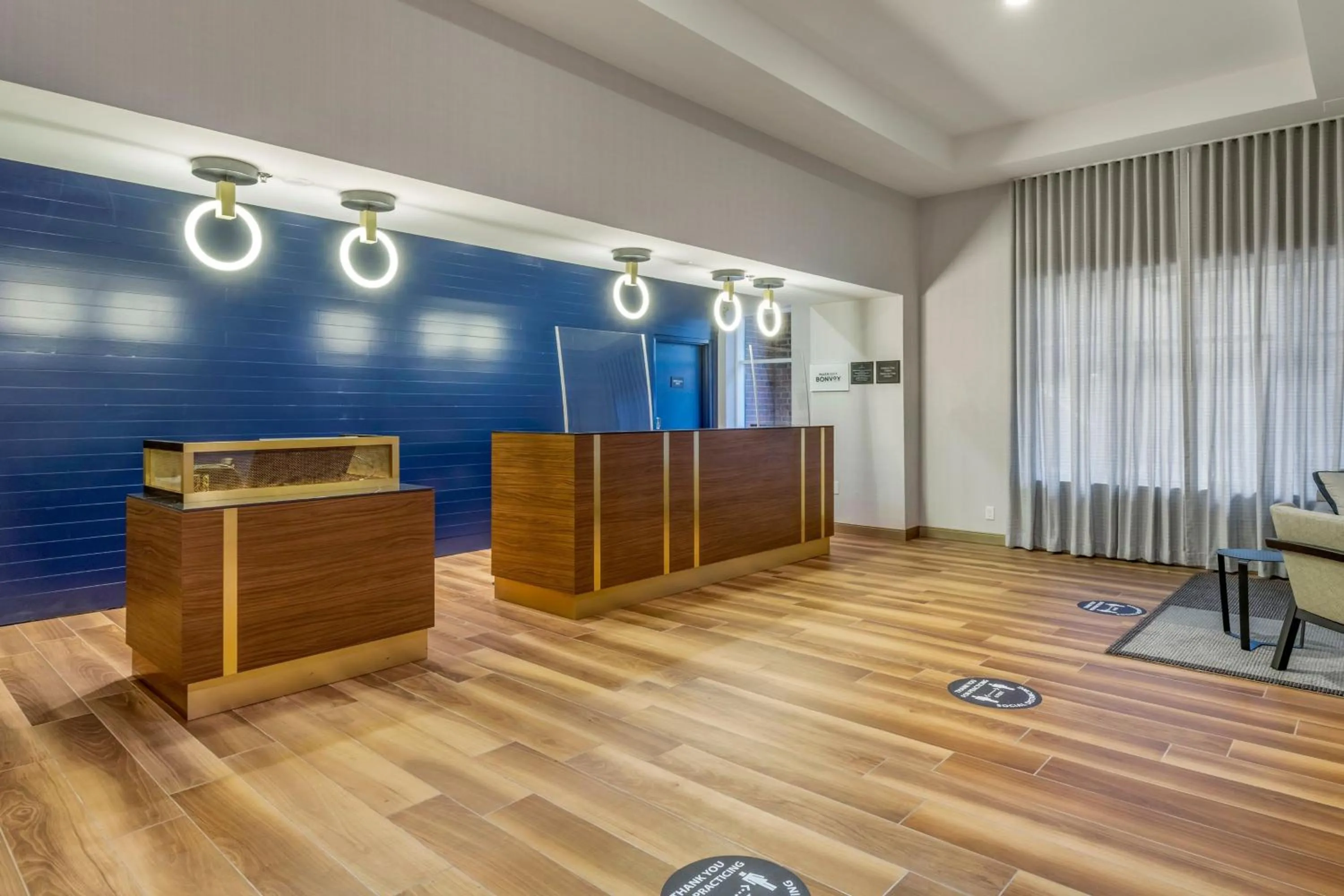 Lobby or reception in Sheraton Suites Old Town Alexandria