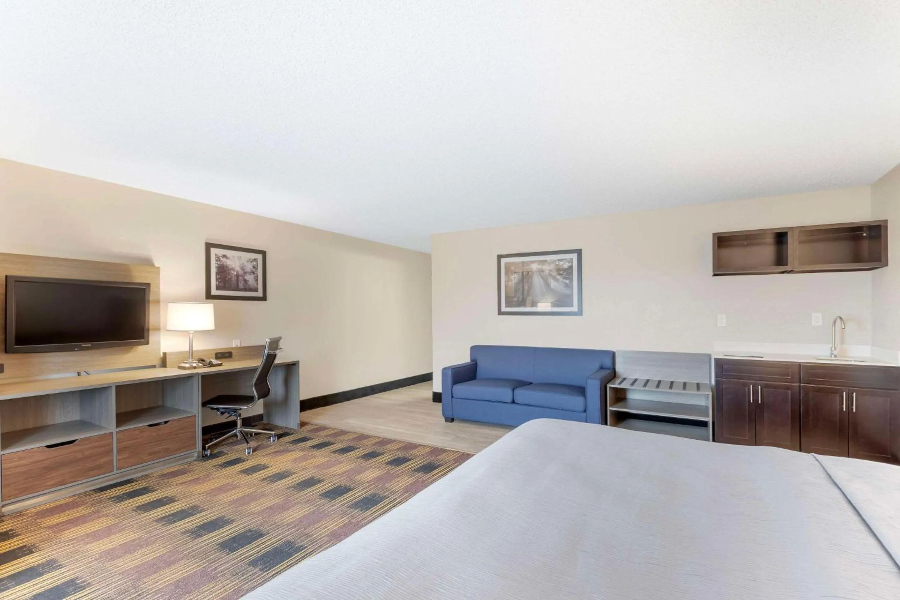 Bedroom, Bed in Quality Inn Newton at I-80