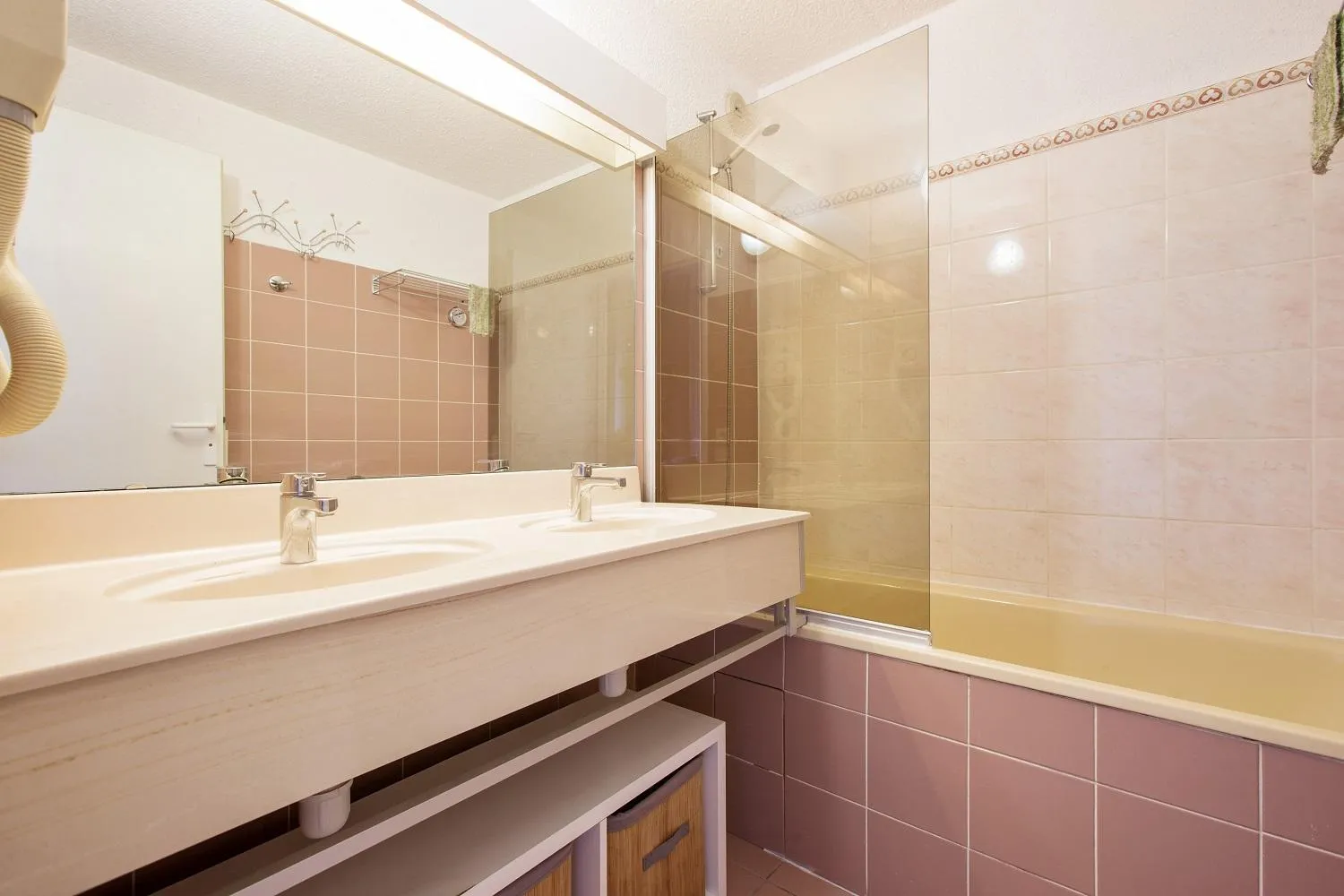 Bathroom in Residence Les Bergers - maeva Home