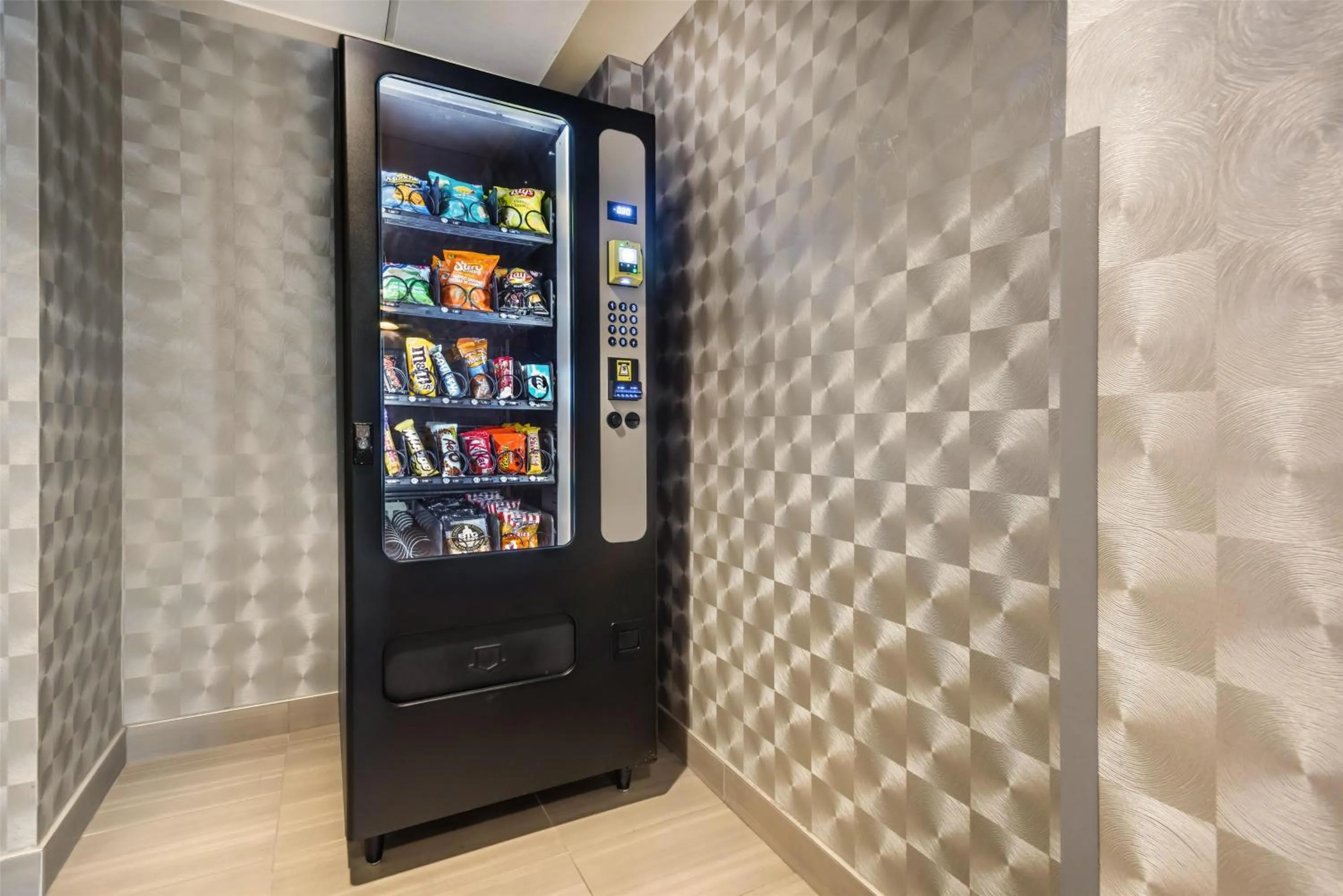 Property building in Best Western PLUS Calgary Centre Inn