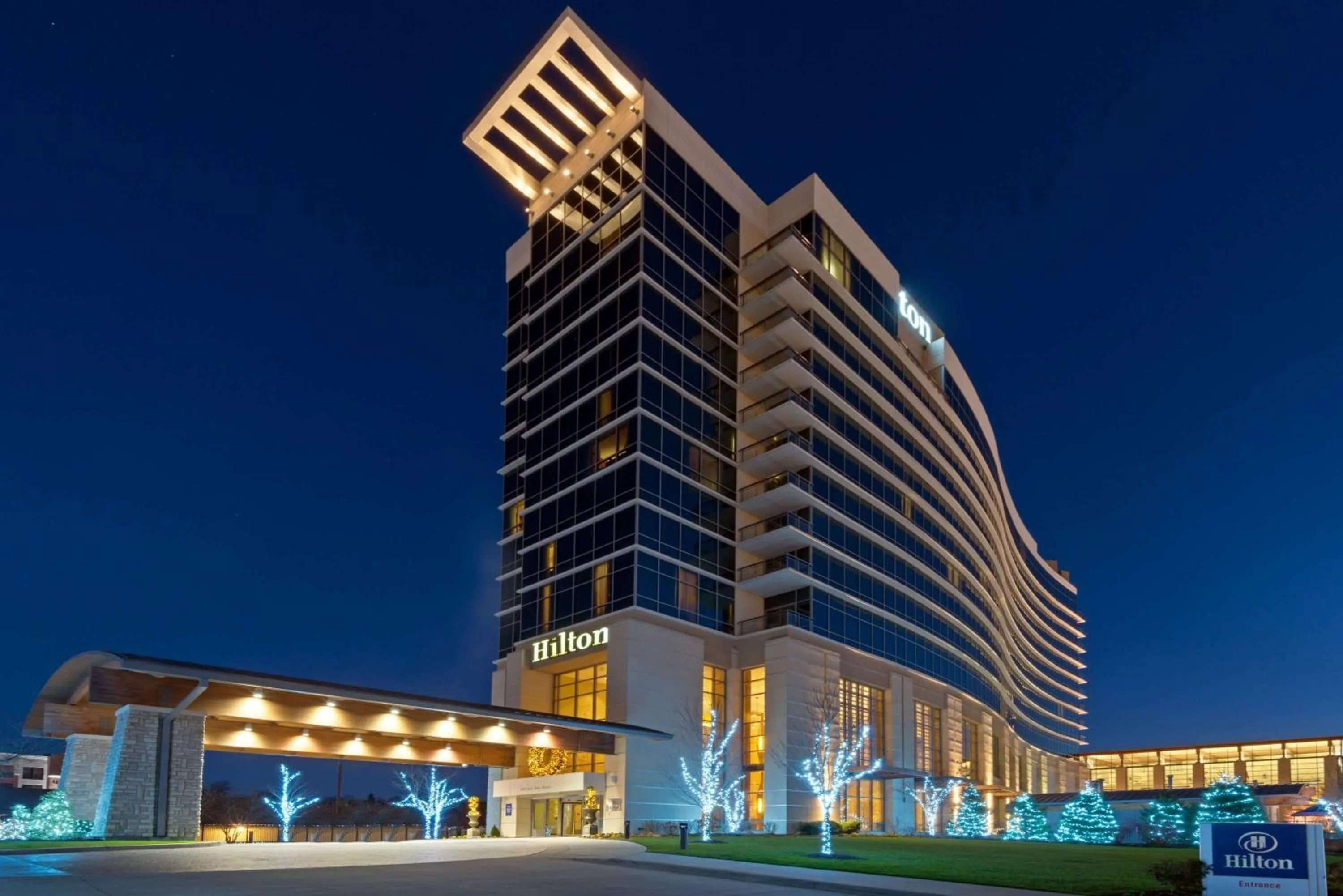 Property building in Hilton Branson Convention Center