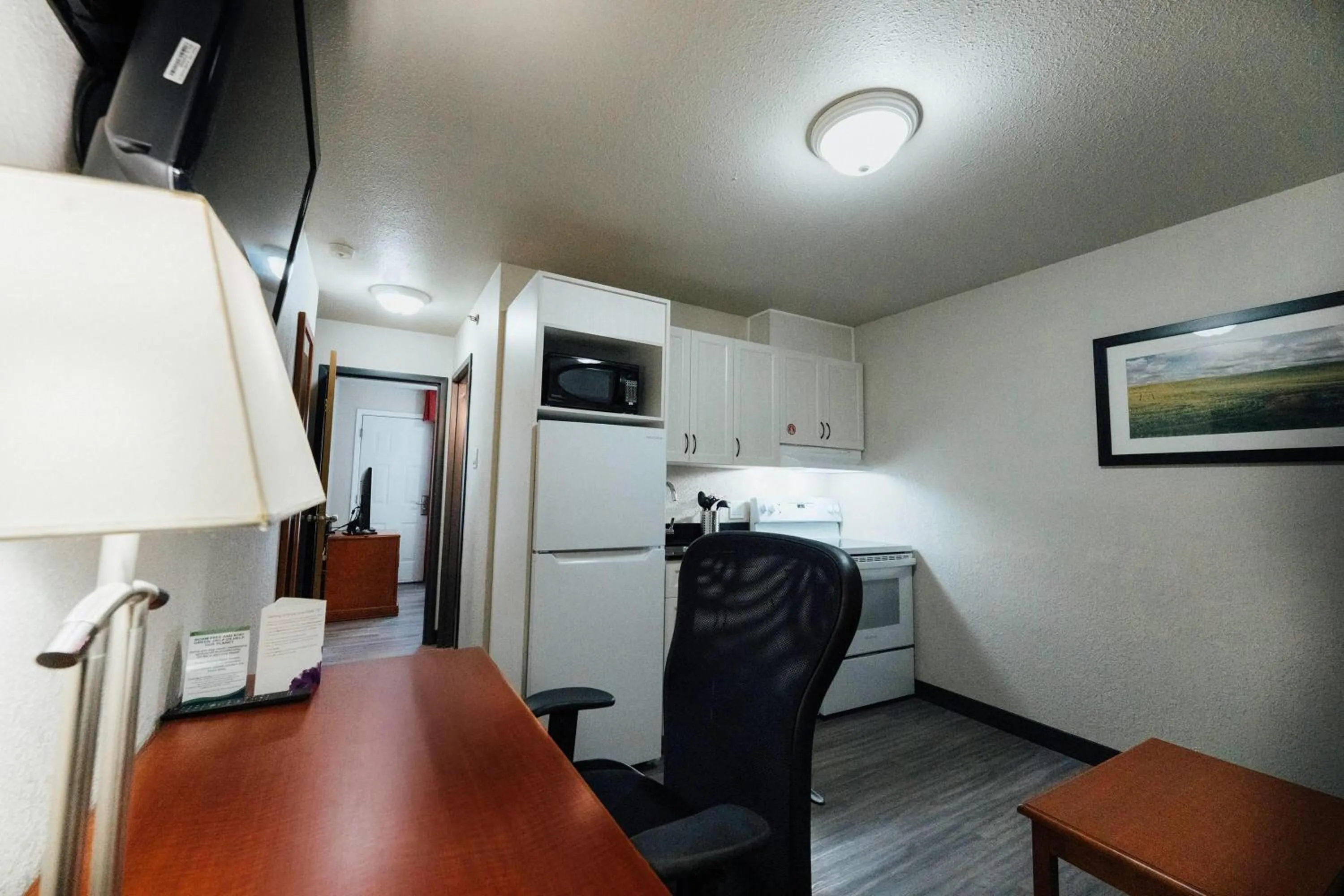Photo of the whole room in Super 8 by Wyndham Grande Prairie