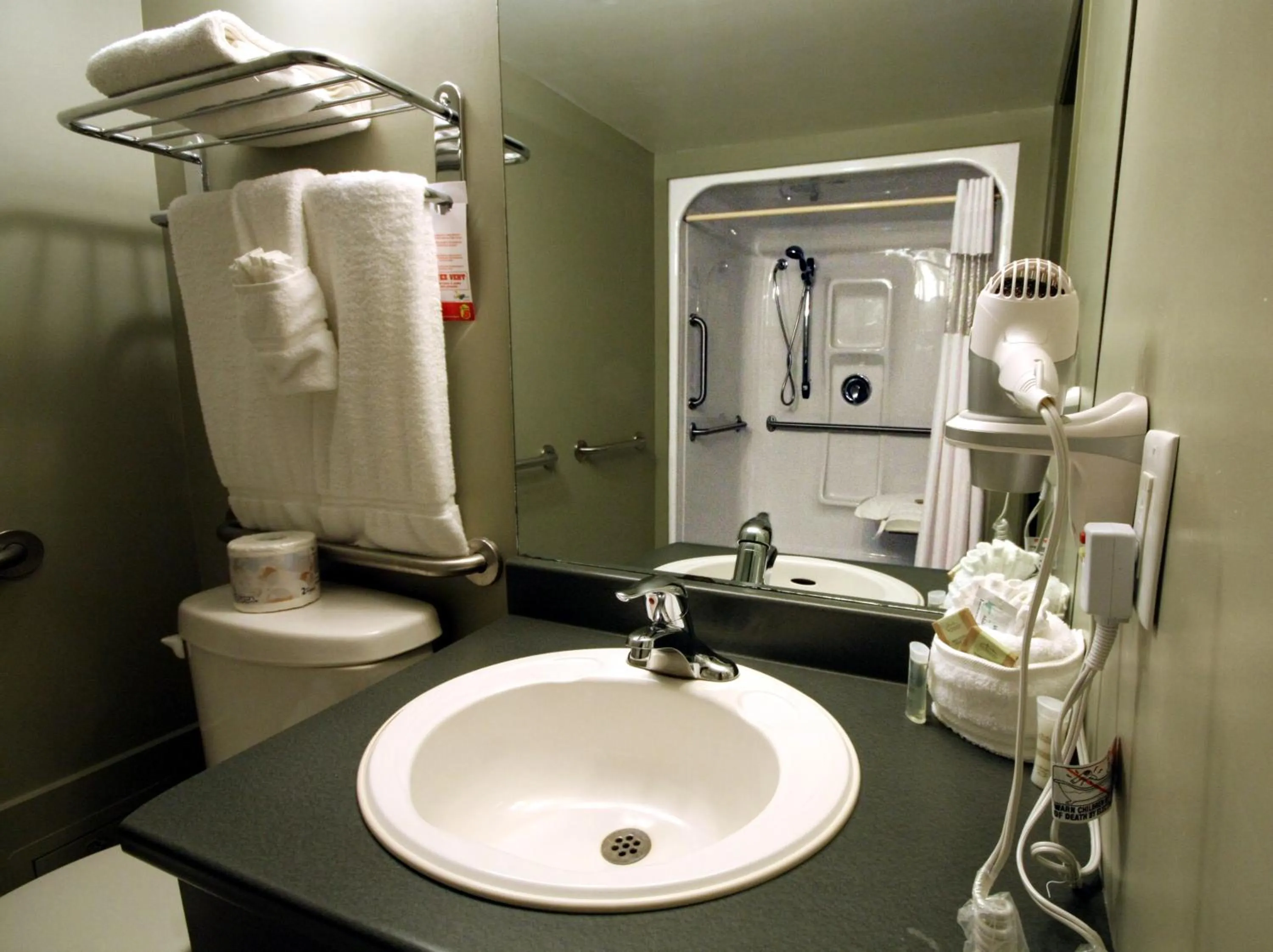 Bathroom in Super 8 by Wyndham Truro NS