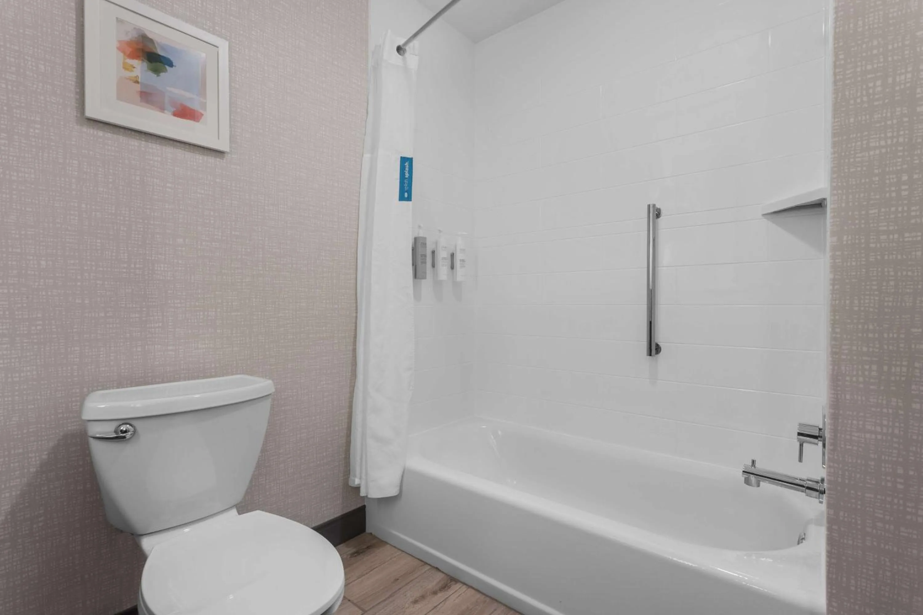 Bathroom in Hampton Inn and Suites - Lincoln Northeast