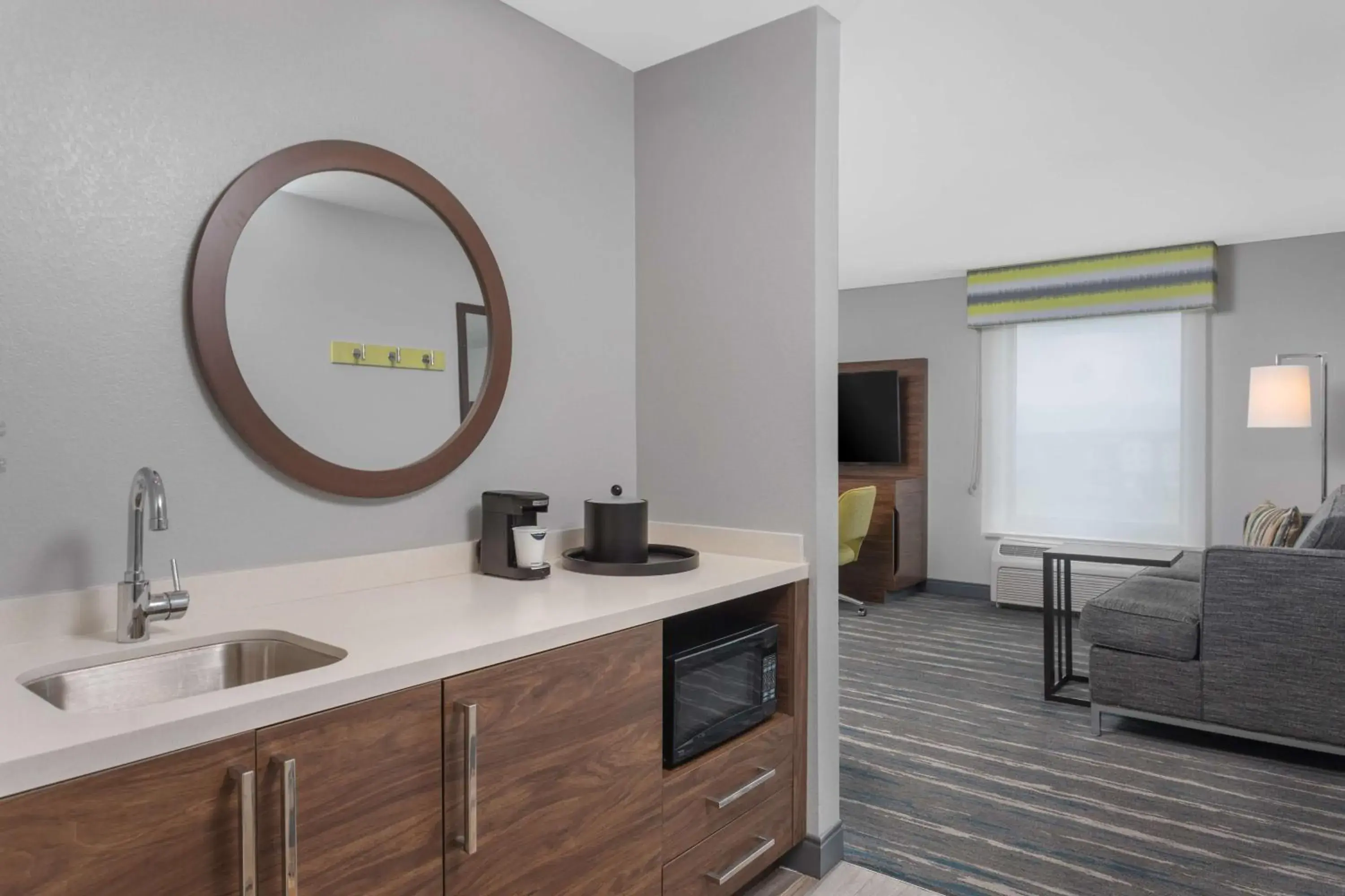 King Studio Suite with Sofa Bed - Non-Smoking in Hampton Inn and Suites - Lincoln Northeast King Studio Suite with Sofa Bed - Non-Smoking in Hampton Inn and Suites - Lincoln Northeast