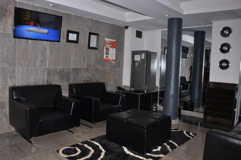 Lobby or reception in Latitude 1 Suites