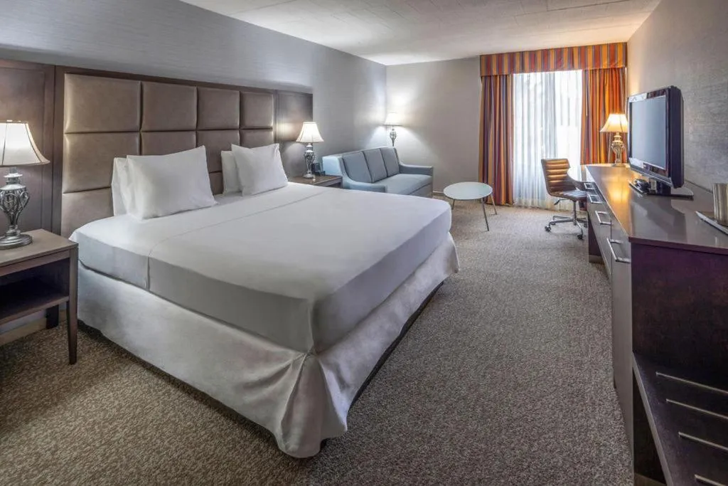 Bed in Radisson Hotel Hauppauge-Long Island