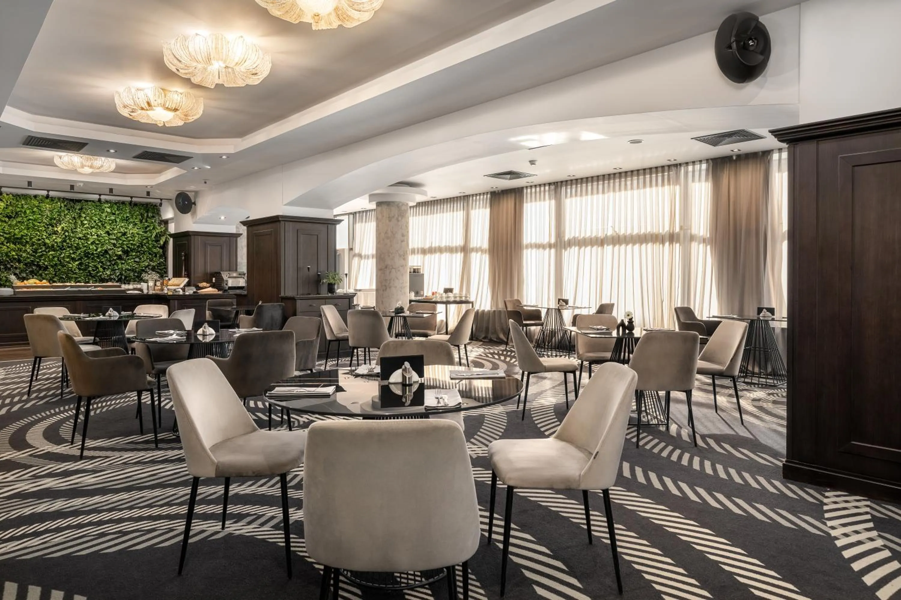 Restaurant/places to eat in Hotel VEGA Sofia