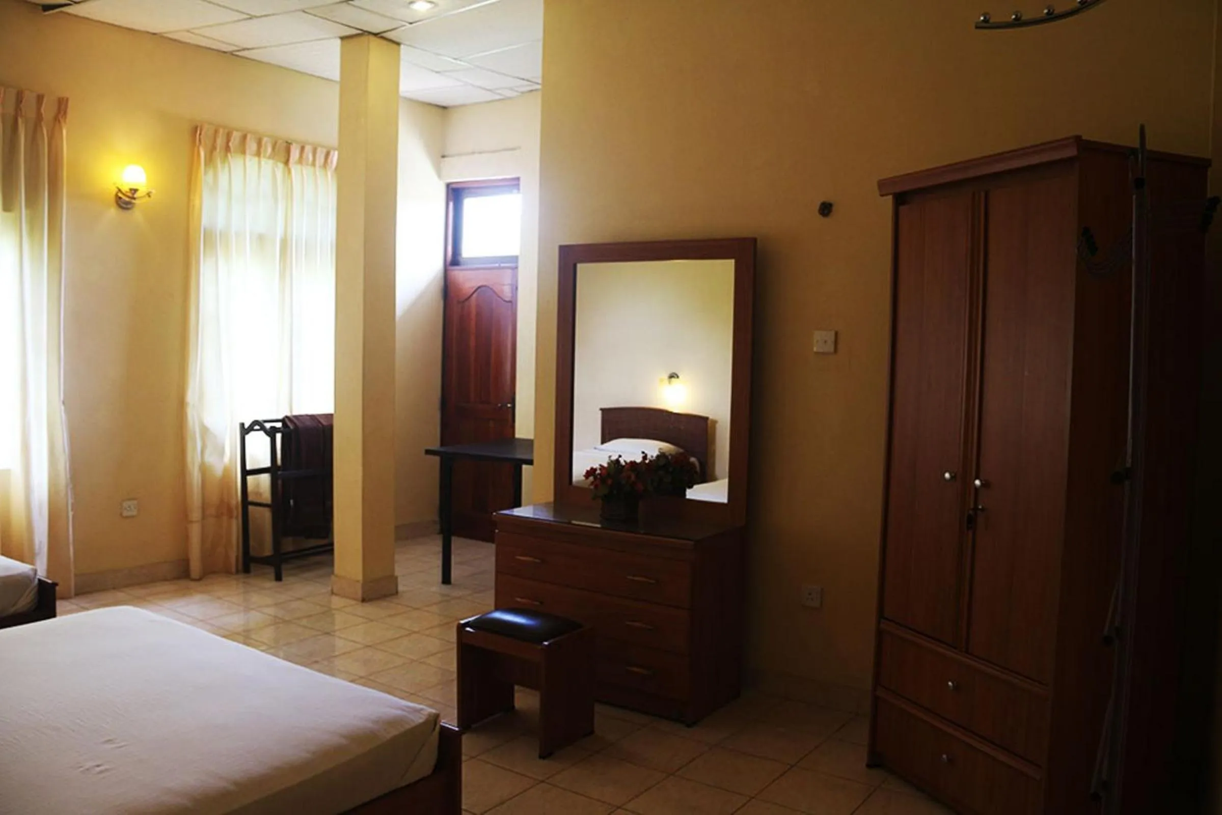 Bedroom, Bed in Hotel Red Rose