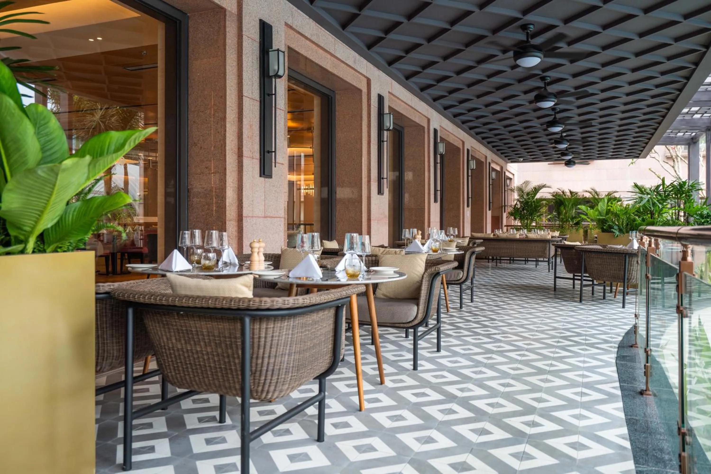 Restaurant/places to eat in Lotte Hotel Saigon