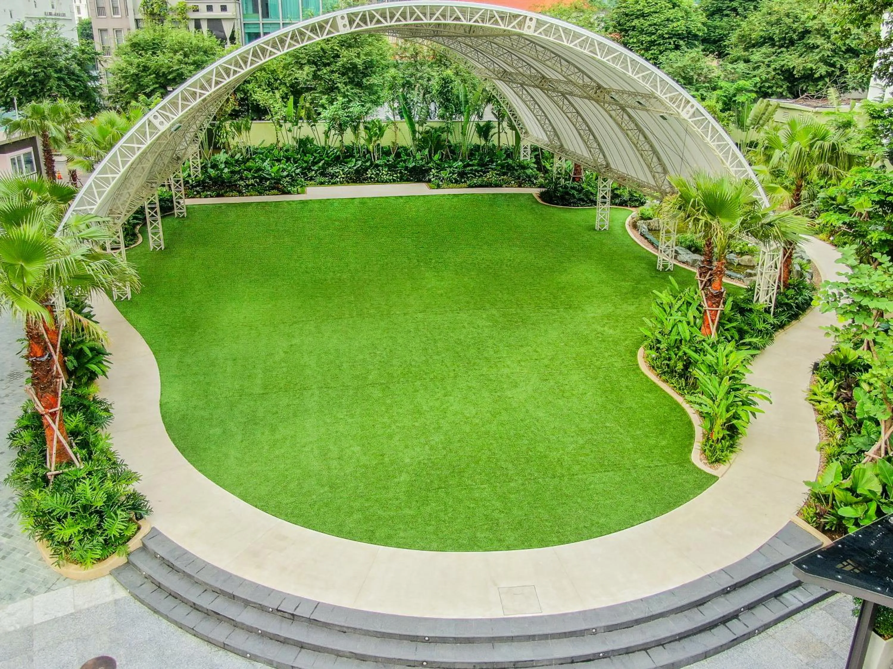 Garden in Lotte Hotel Saigon