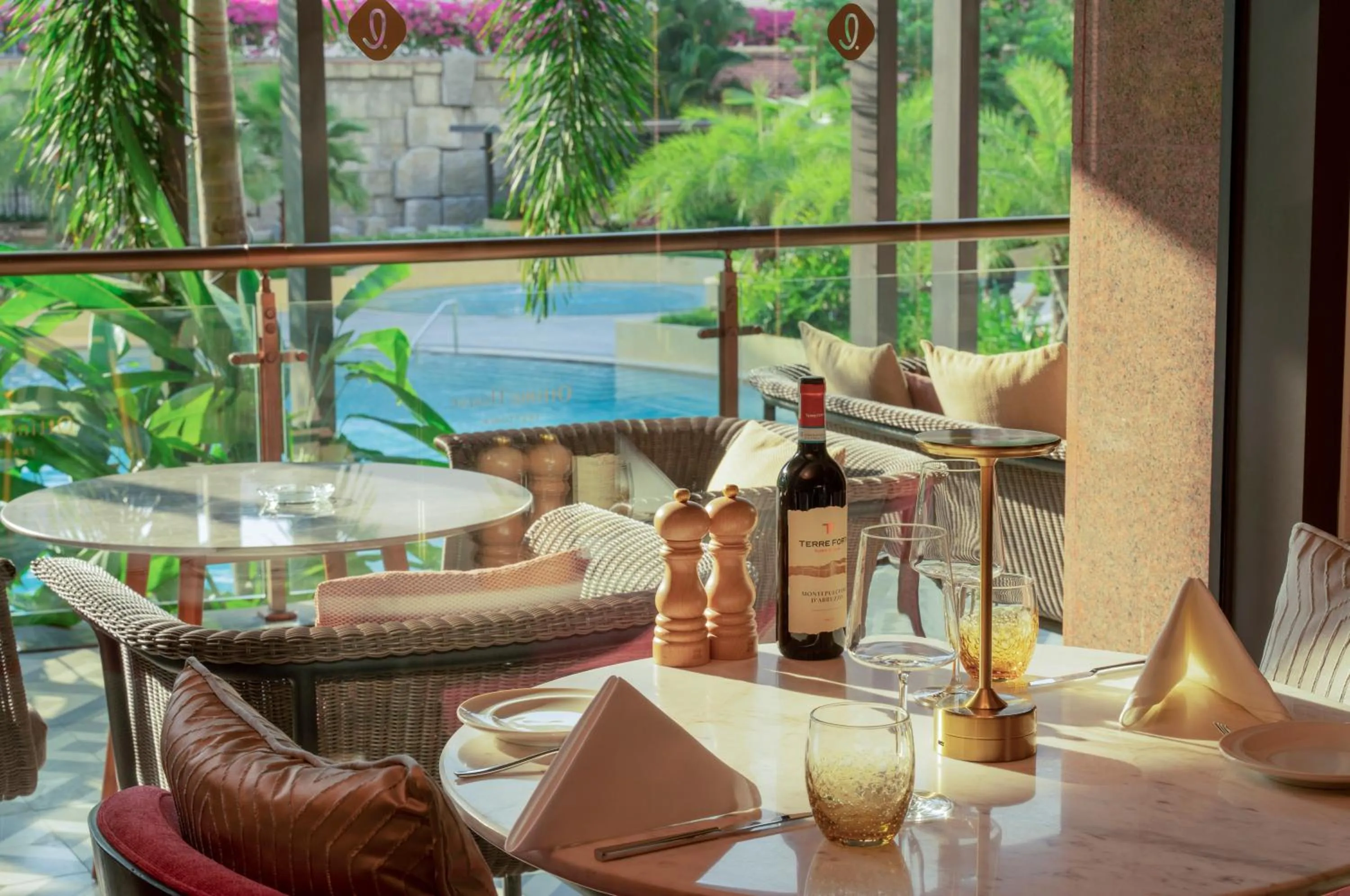 Food and drinks in Lotte Hotel Saigon