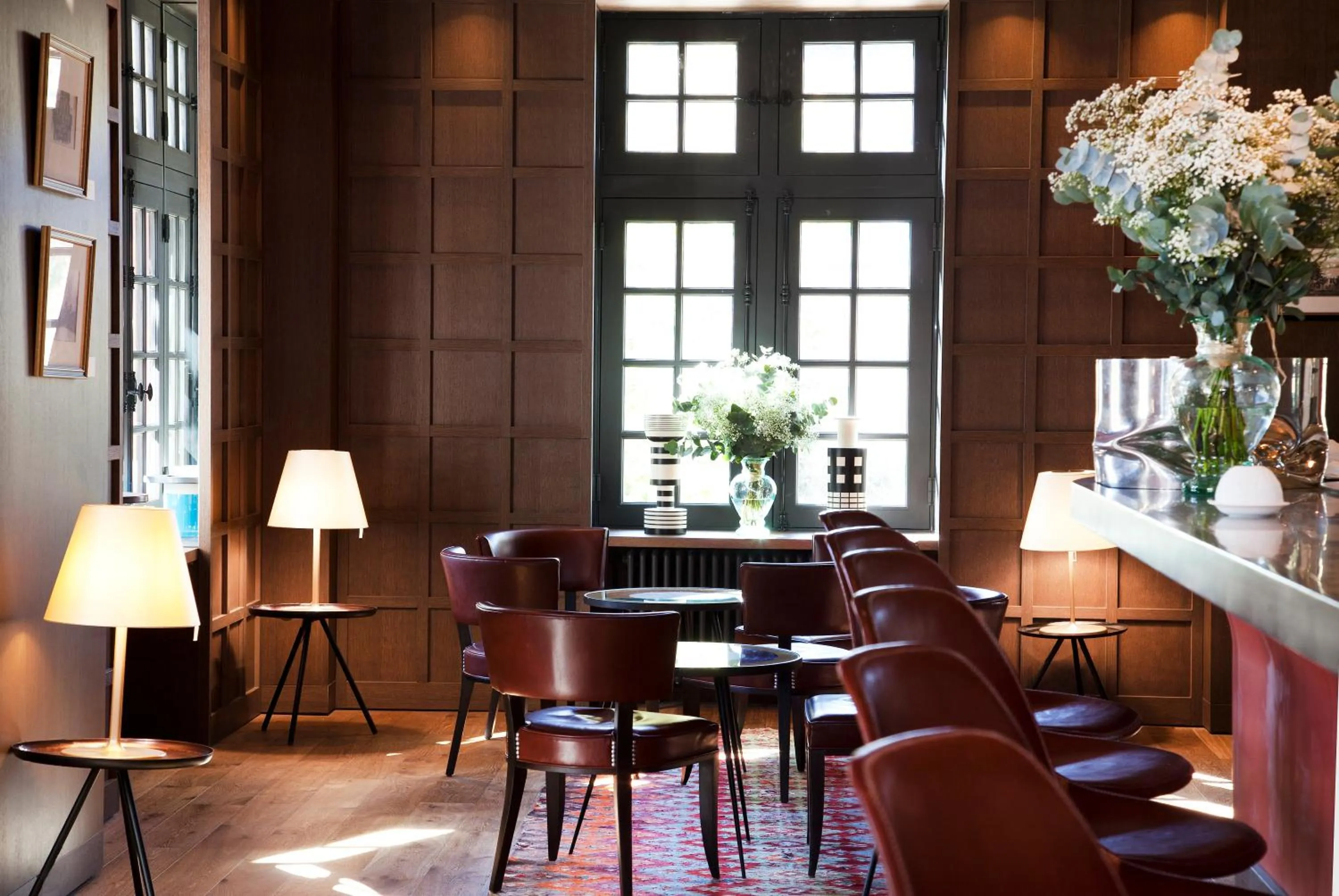 Lounge or bar in Relais de Chambord, a Small Luxury Hotels of the World