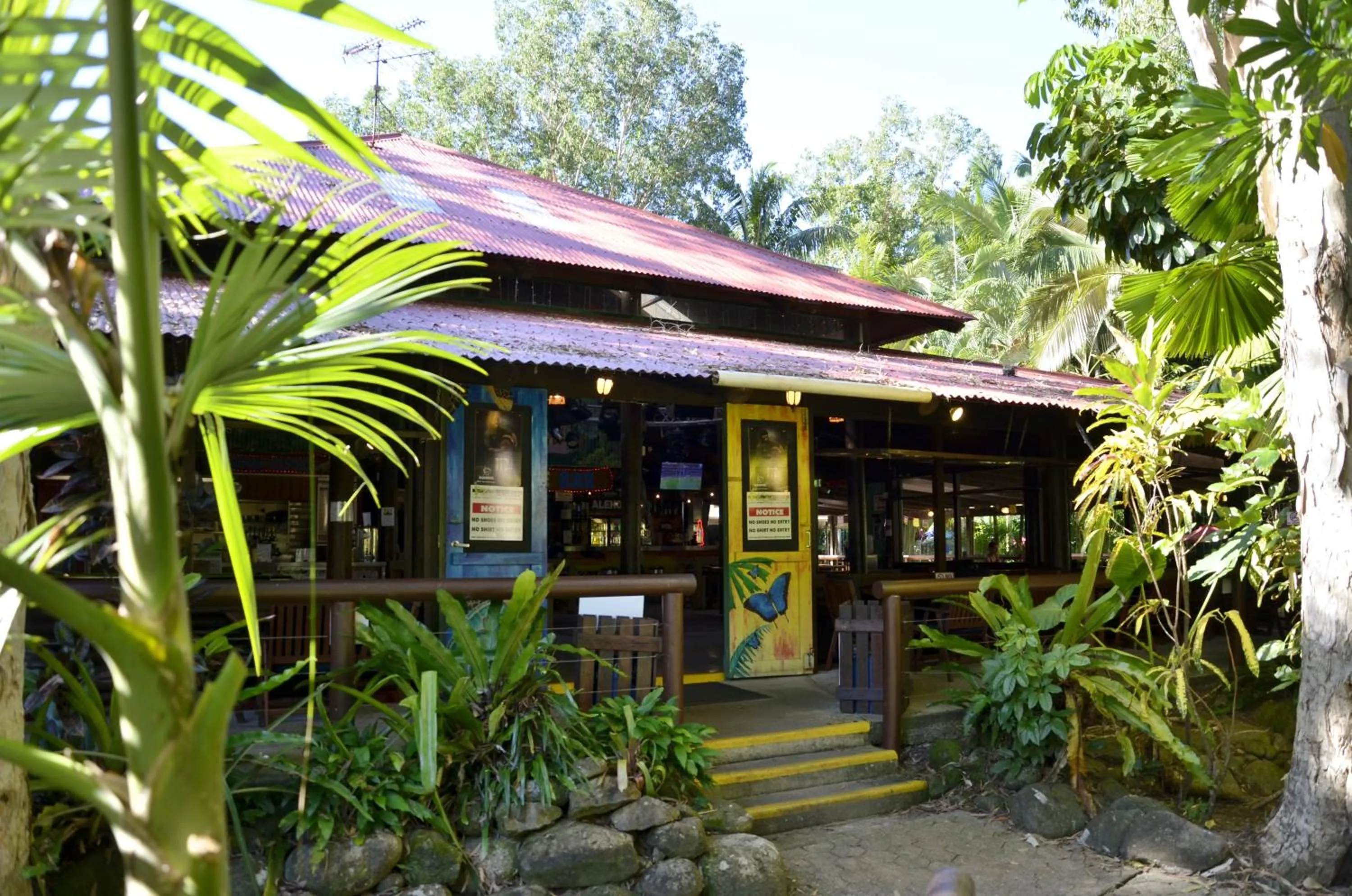 Restaurant/places to eat in PK's Jungle Village