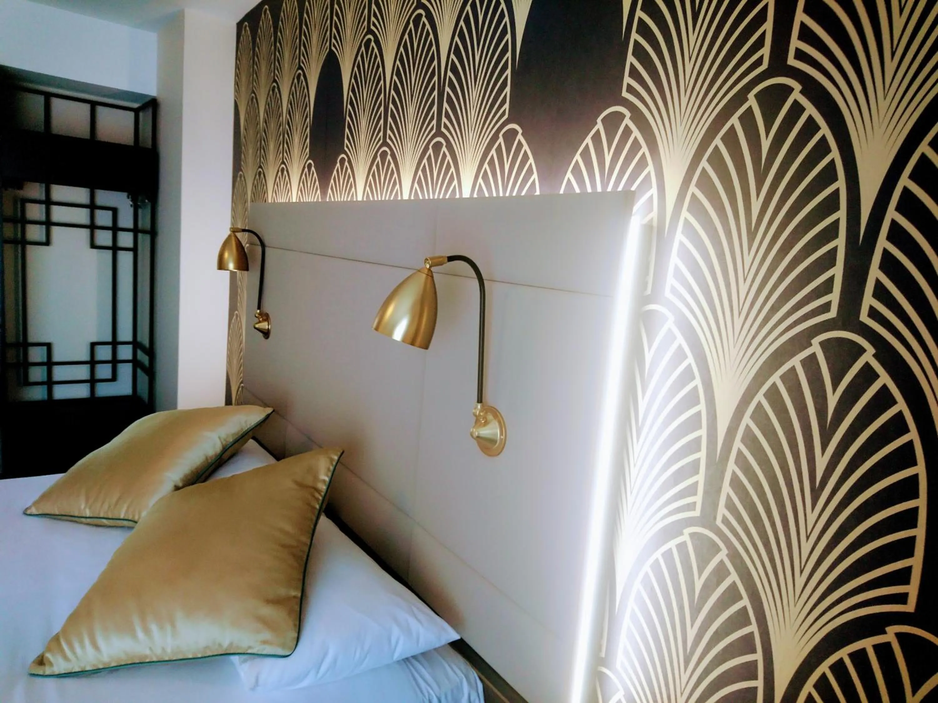 Bed in Best Western Hôtel Journel Saint-Laurent-du-Var Aéroport