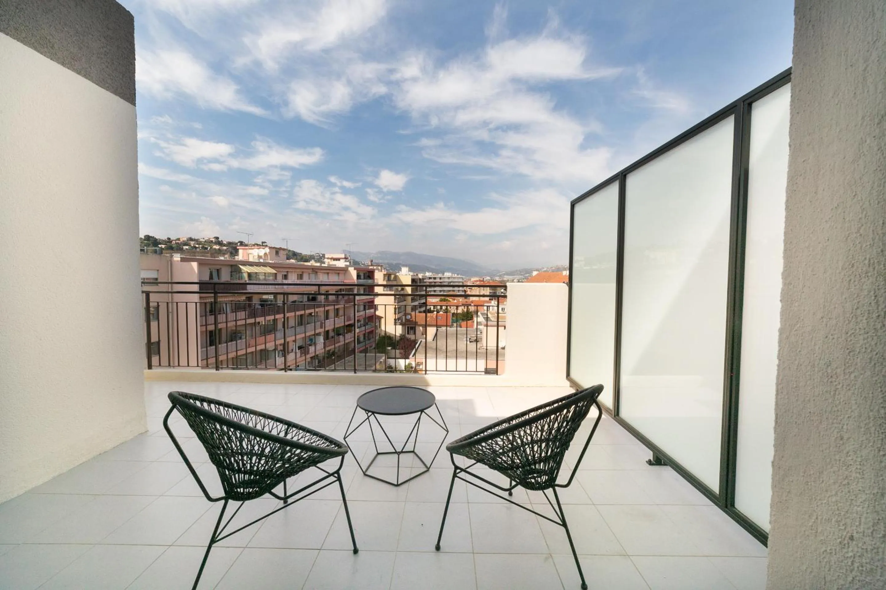Balcony/Terrace in Best Western Hôtel Journel Saint-Laurent-du-Var Aéroport