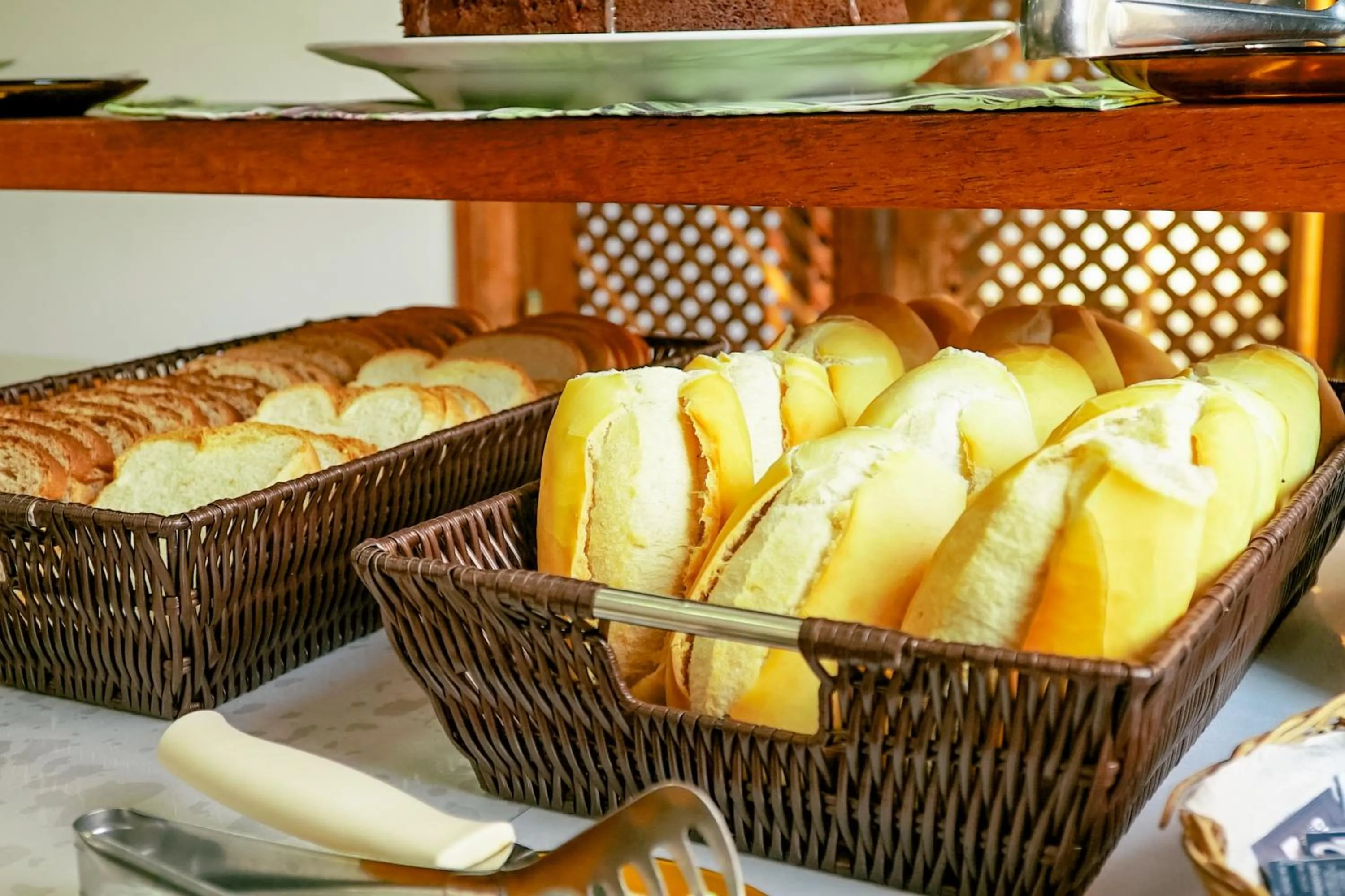 Breakfast in VELINN Pousada Ubatuba Tropical