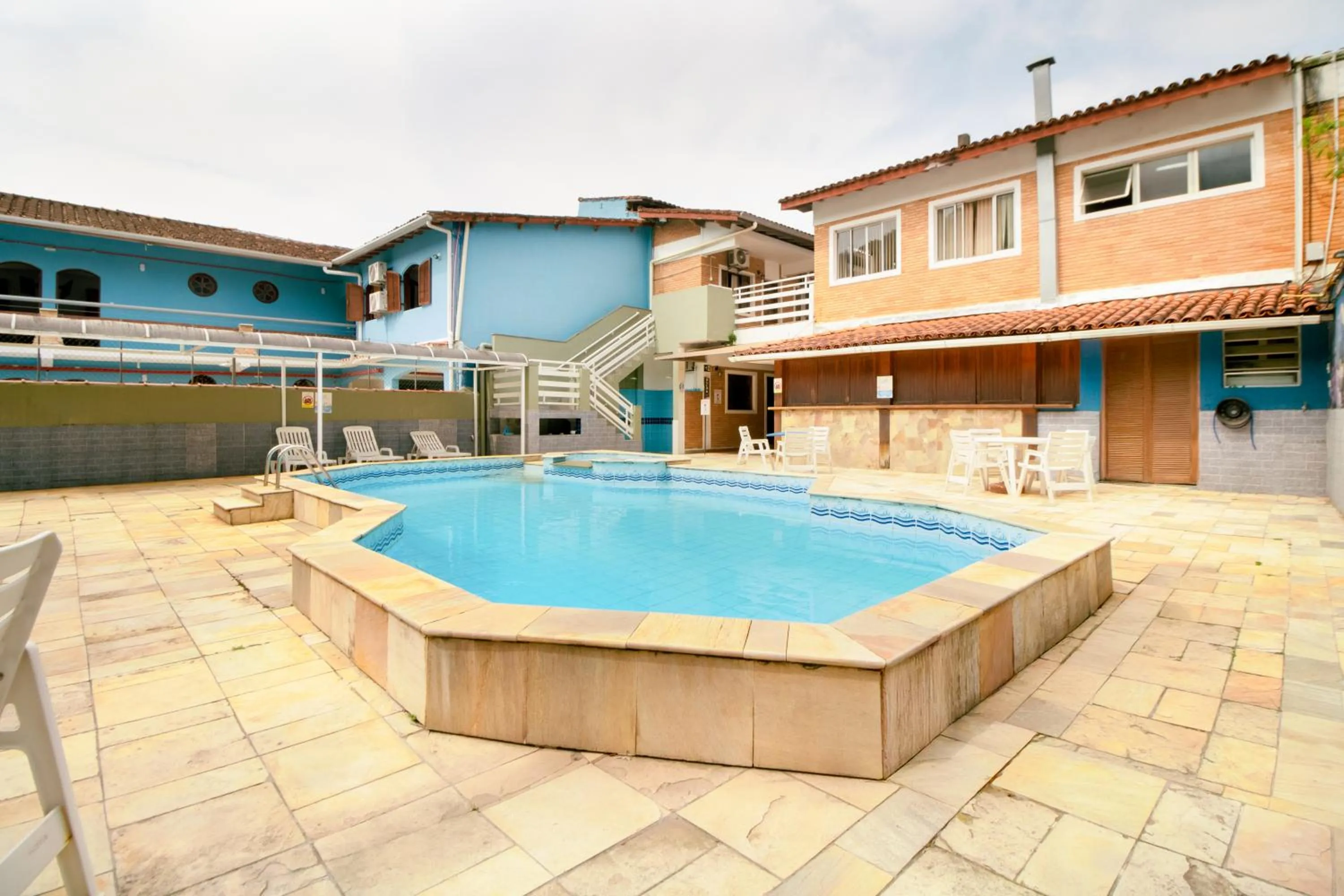 Property building in VELINN Pousada Ubatuba Tropical