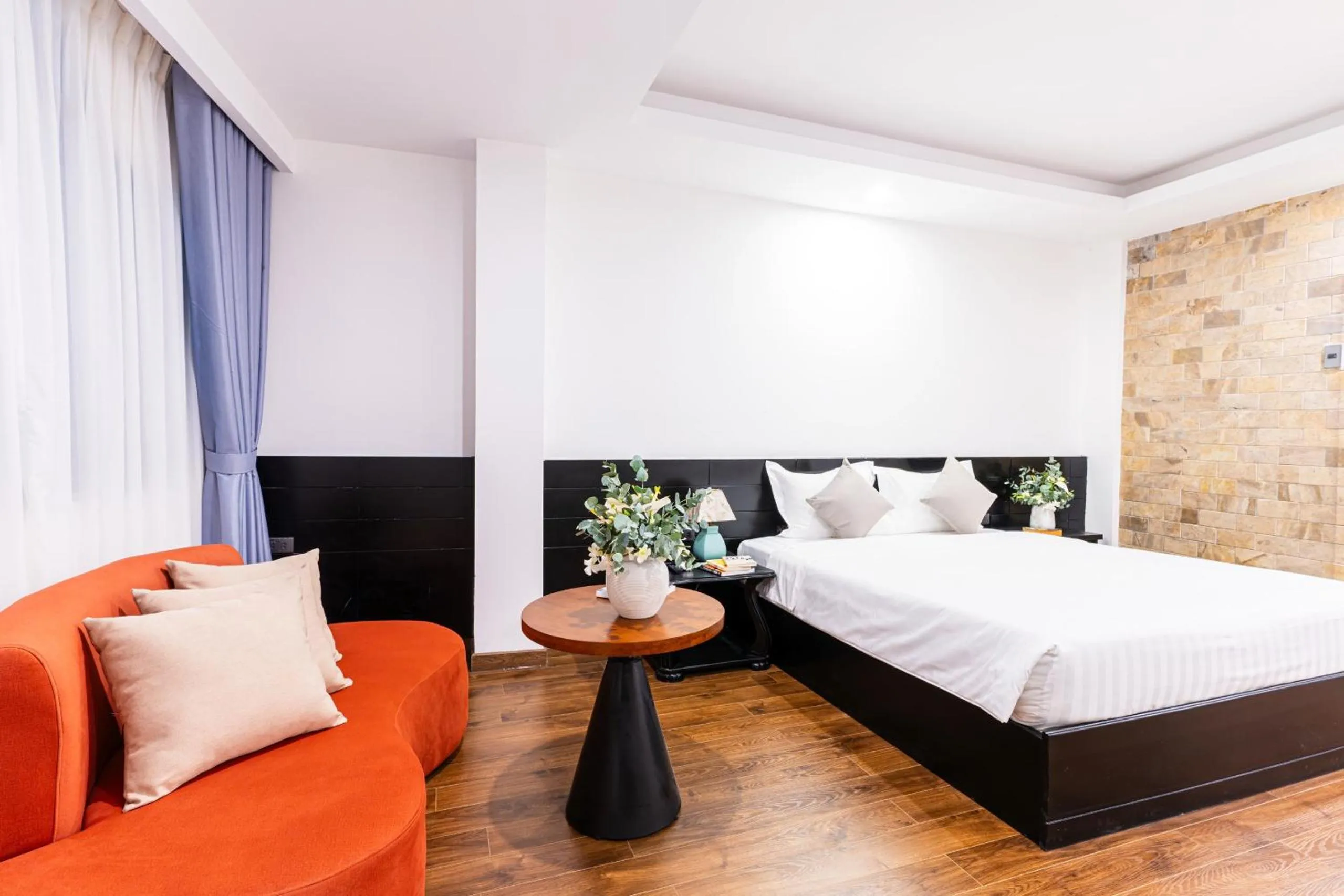 Bedroom, Bed in Park View Luxury Hotel