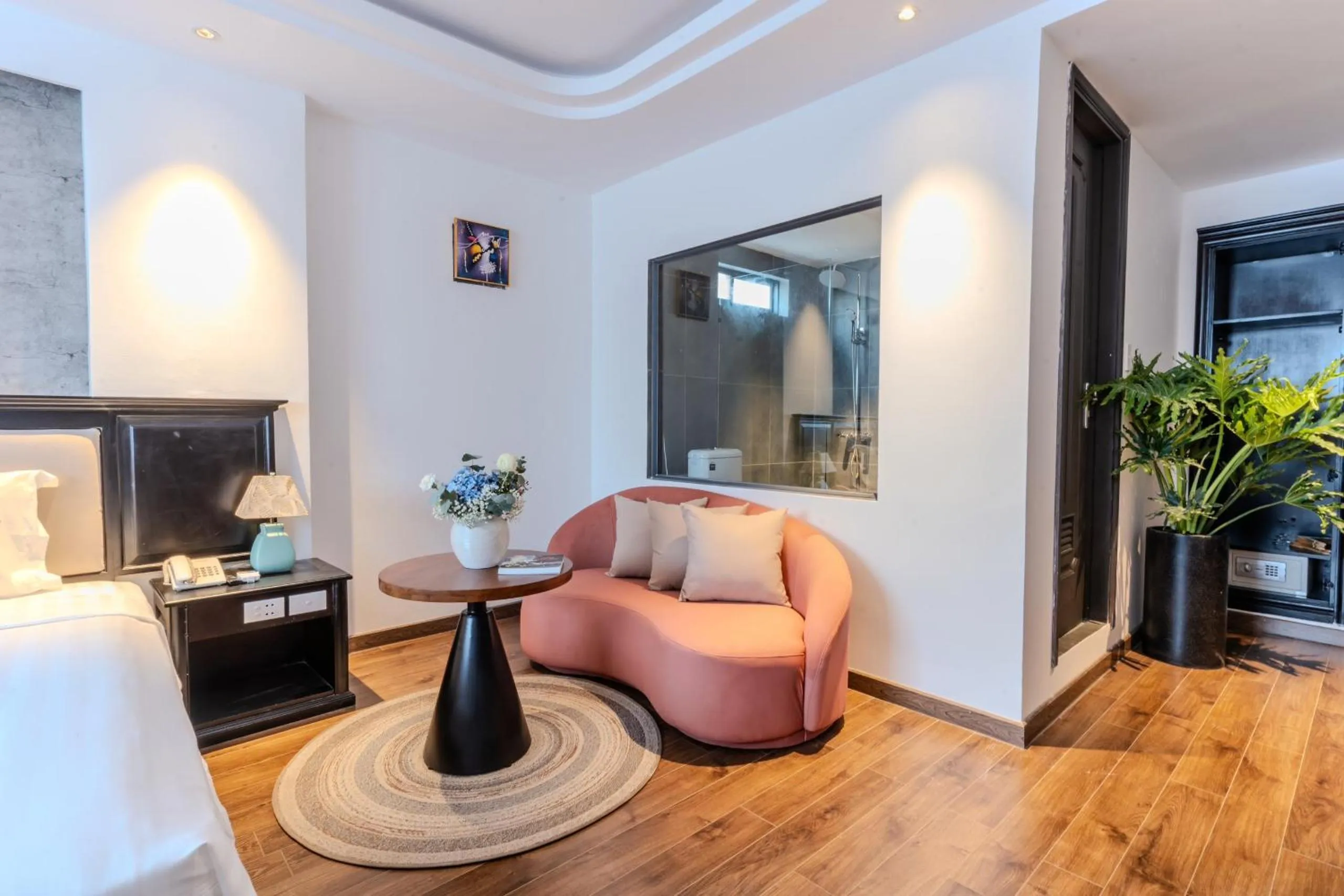 Bed in Park View Luxury Hotel