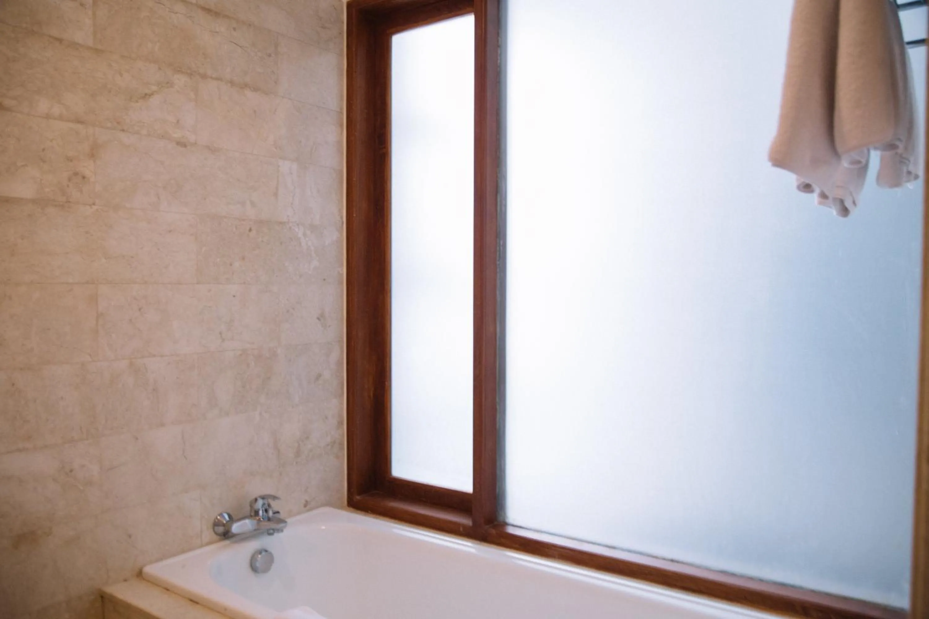 Bath in Kresna By The Sea By Kresna Hospitality