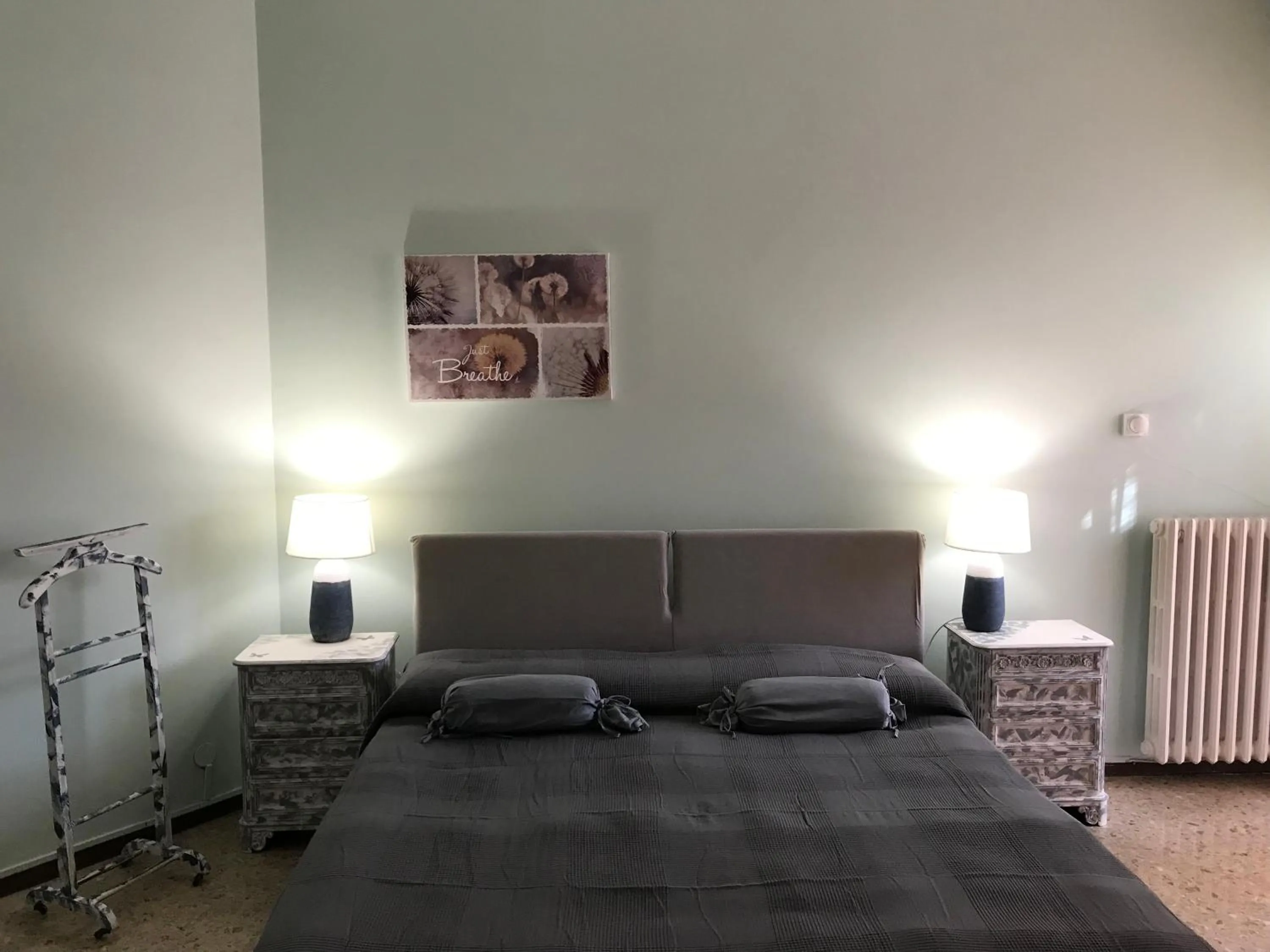 Bed in Gloria Apartment