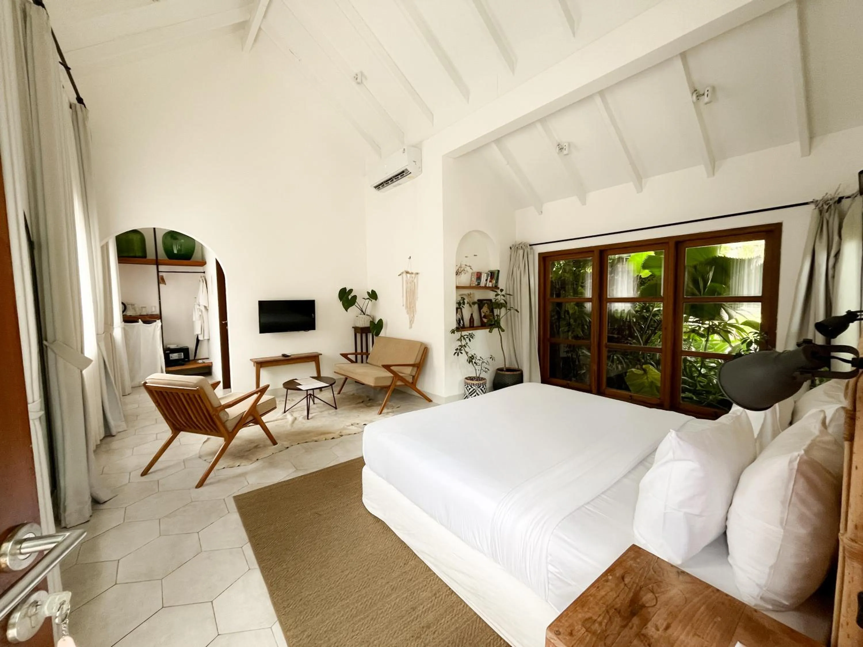 Seating area, Bed in Happy Together By Kresna Hospitality