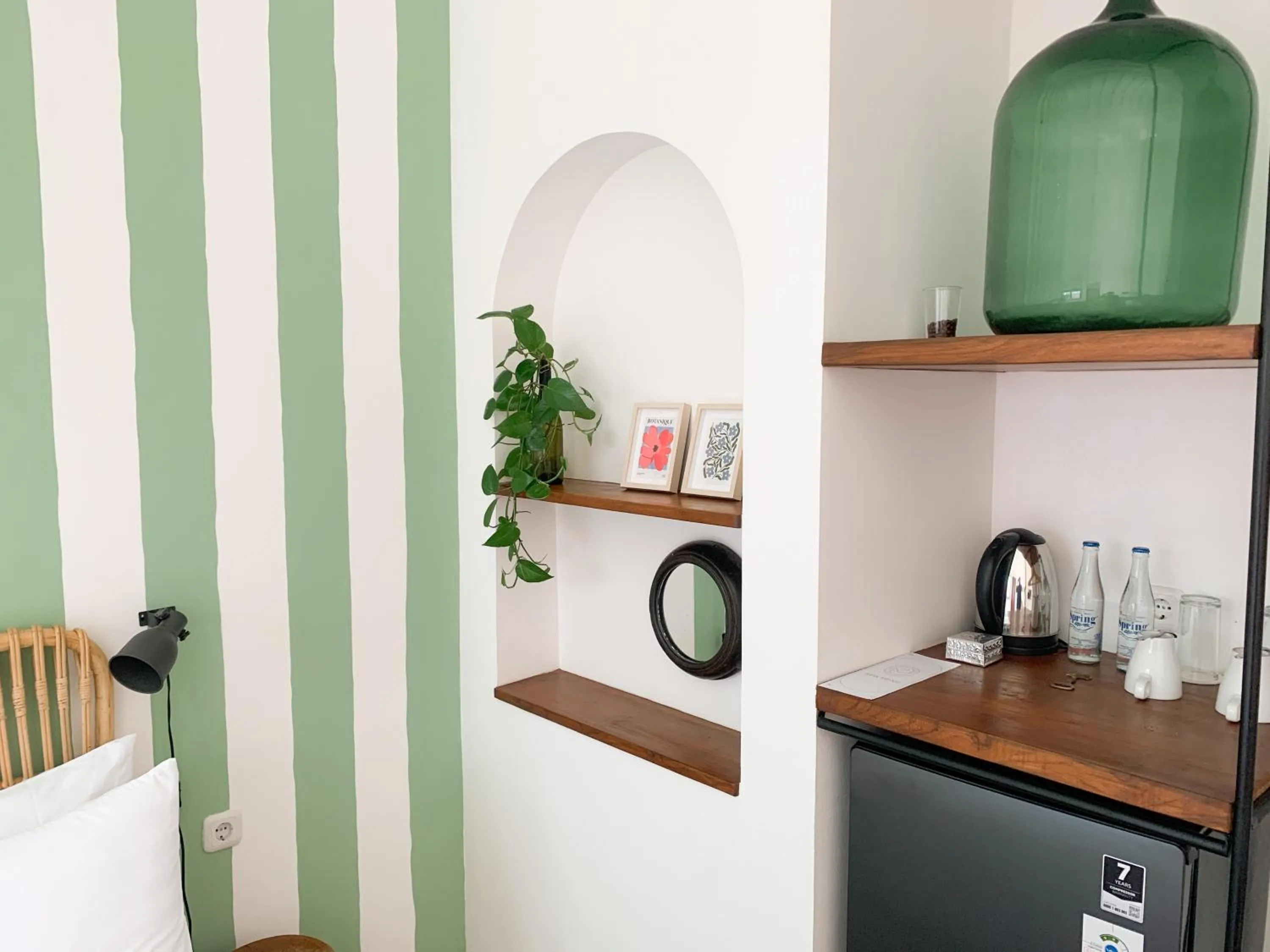 Coffee/tea facilities in Happy Together By Kresna Hospitality