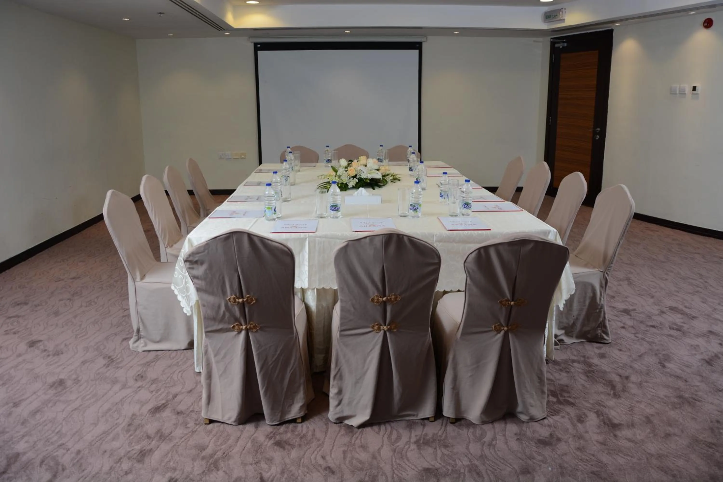 Meeting/conference room in Aryana Hotel