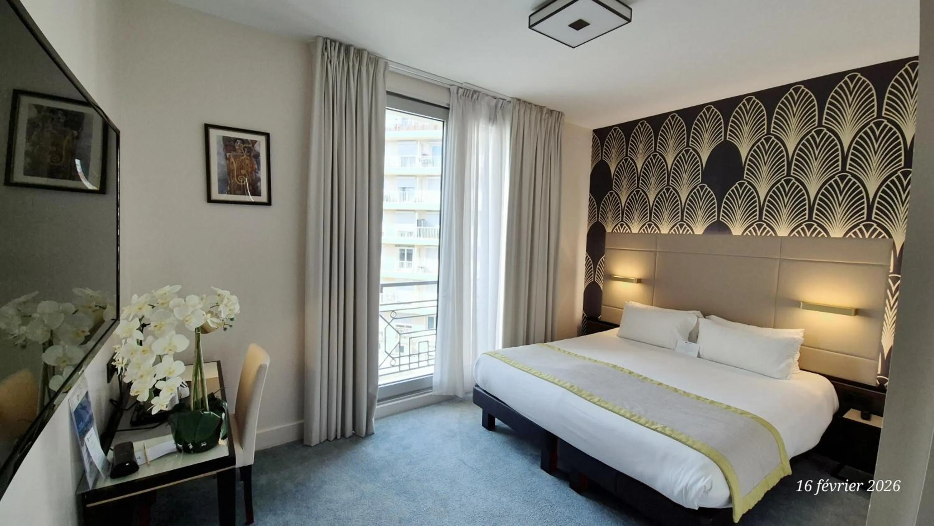 Bedroom, Bed in Best Western Hôtel Journel Antibes Juan-les-Pins