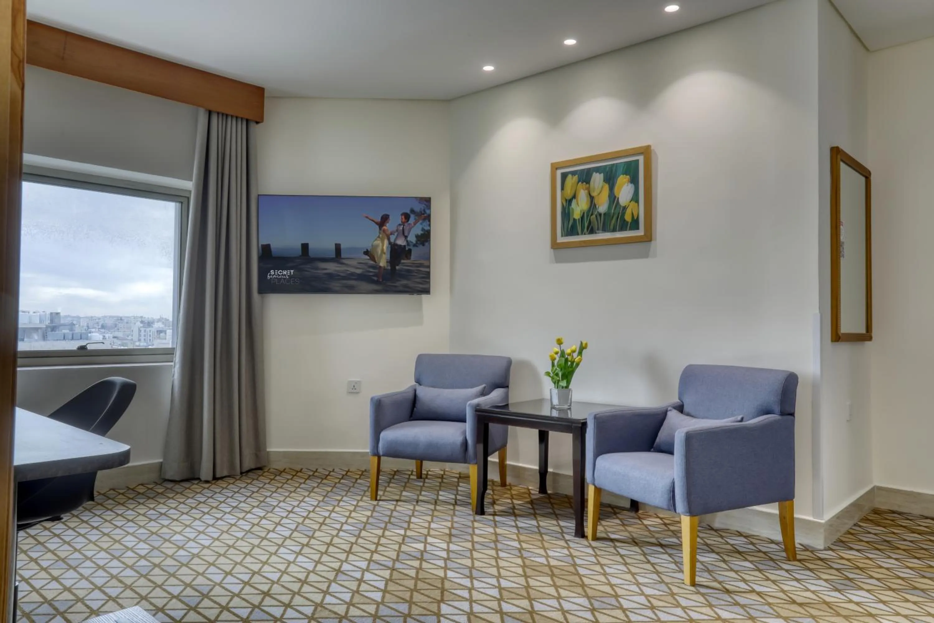 Living room in Geneva Hotel